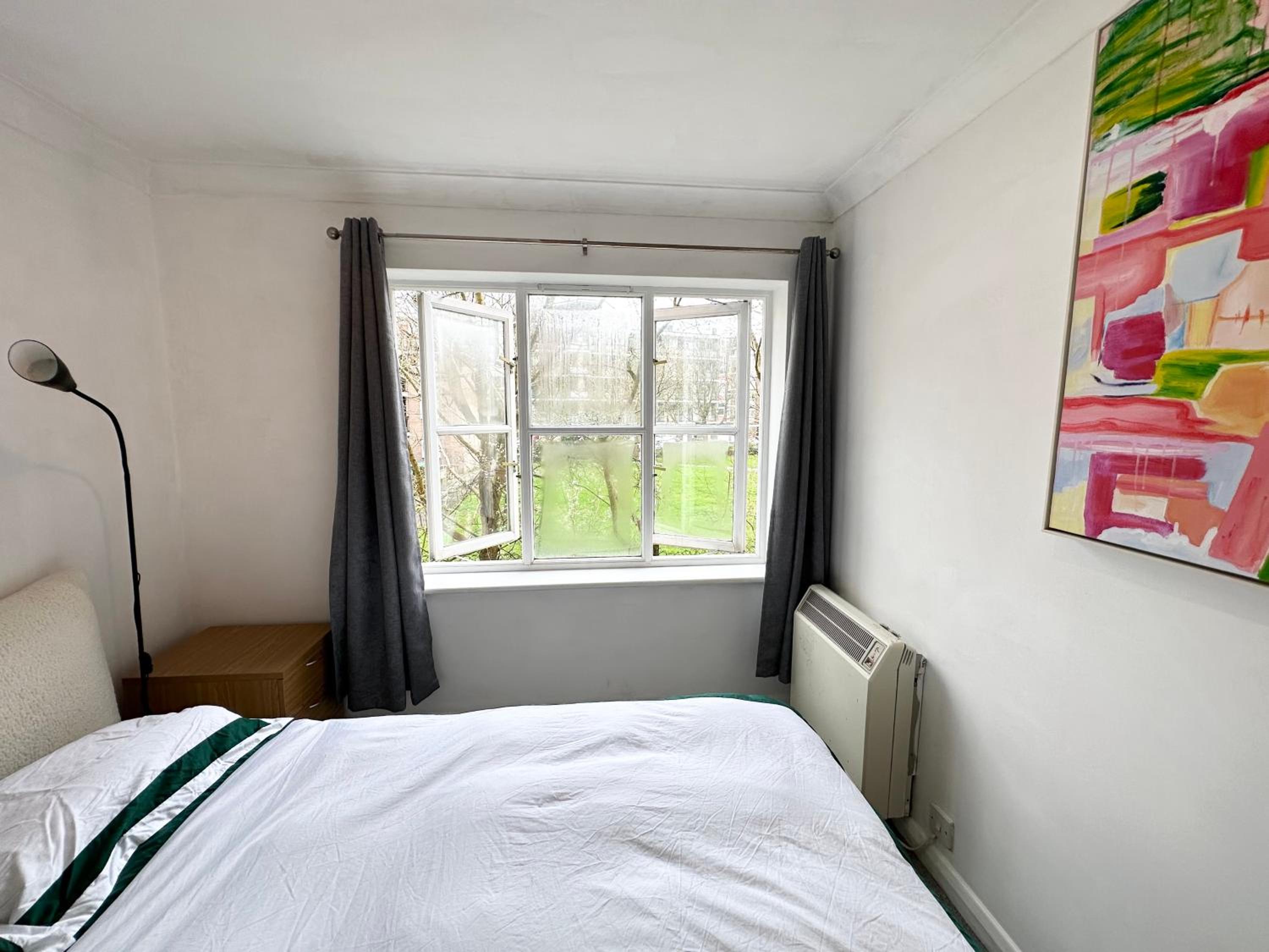 Spacious Quiet Stylish entire flat