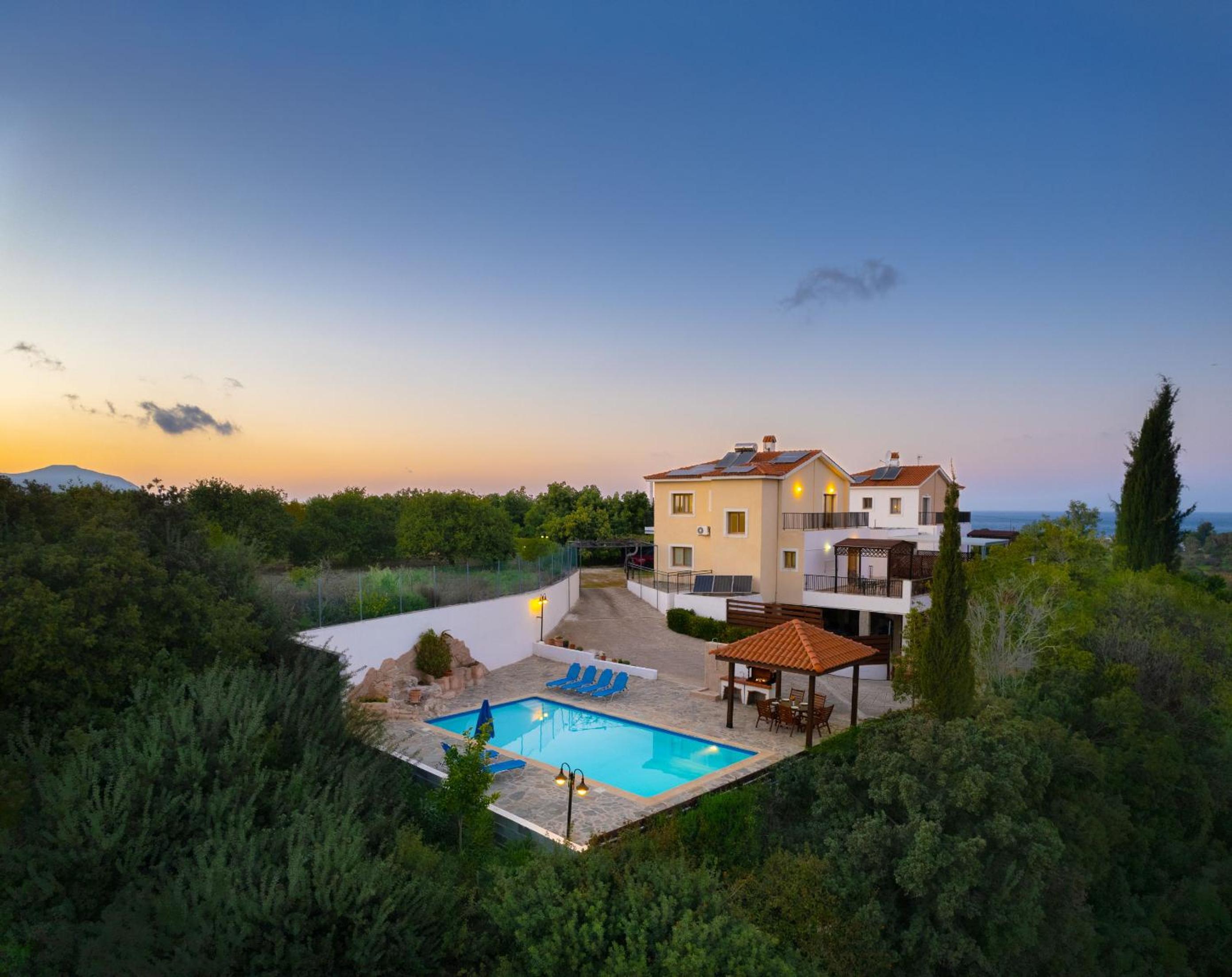 Villa Ira Finiki view 4
