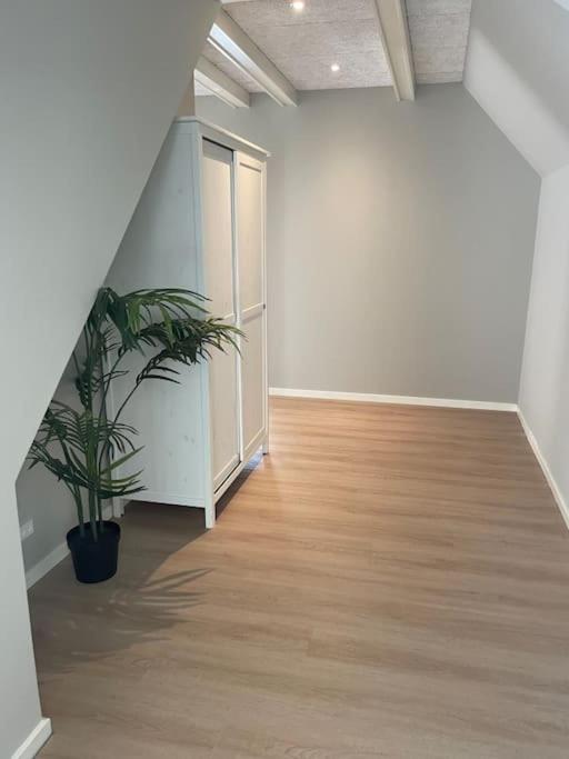3-bedroom city center w private parking