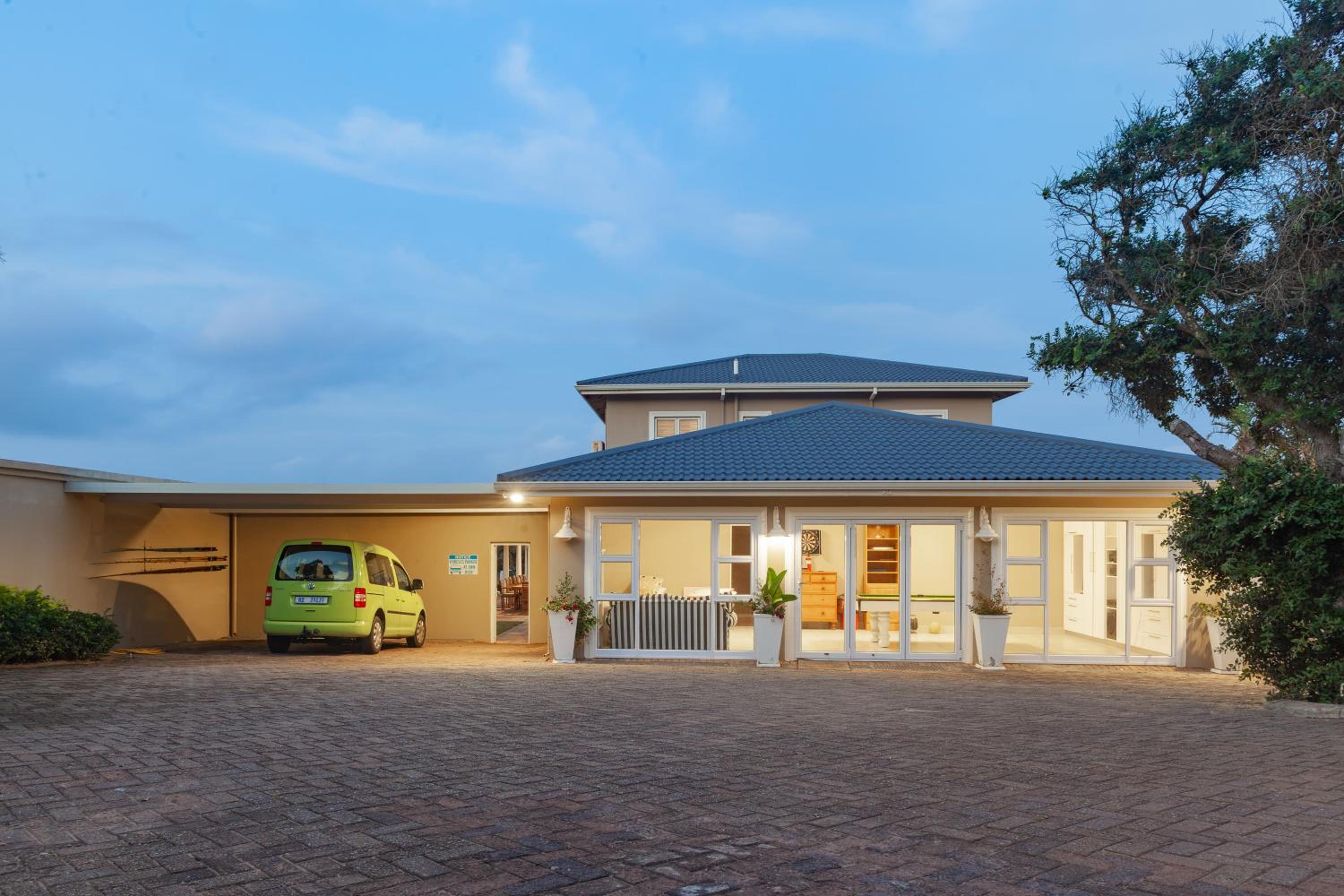 Hotel Sunrise On Stiebel Rocks