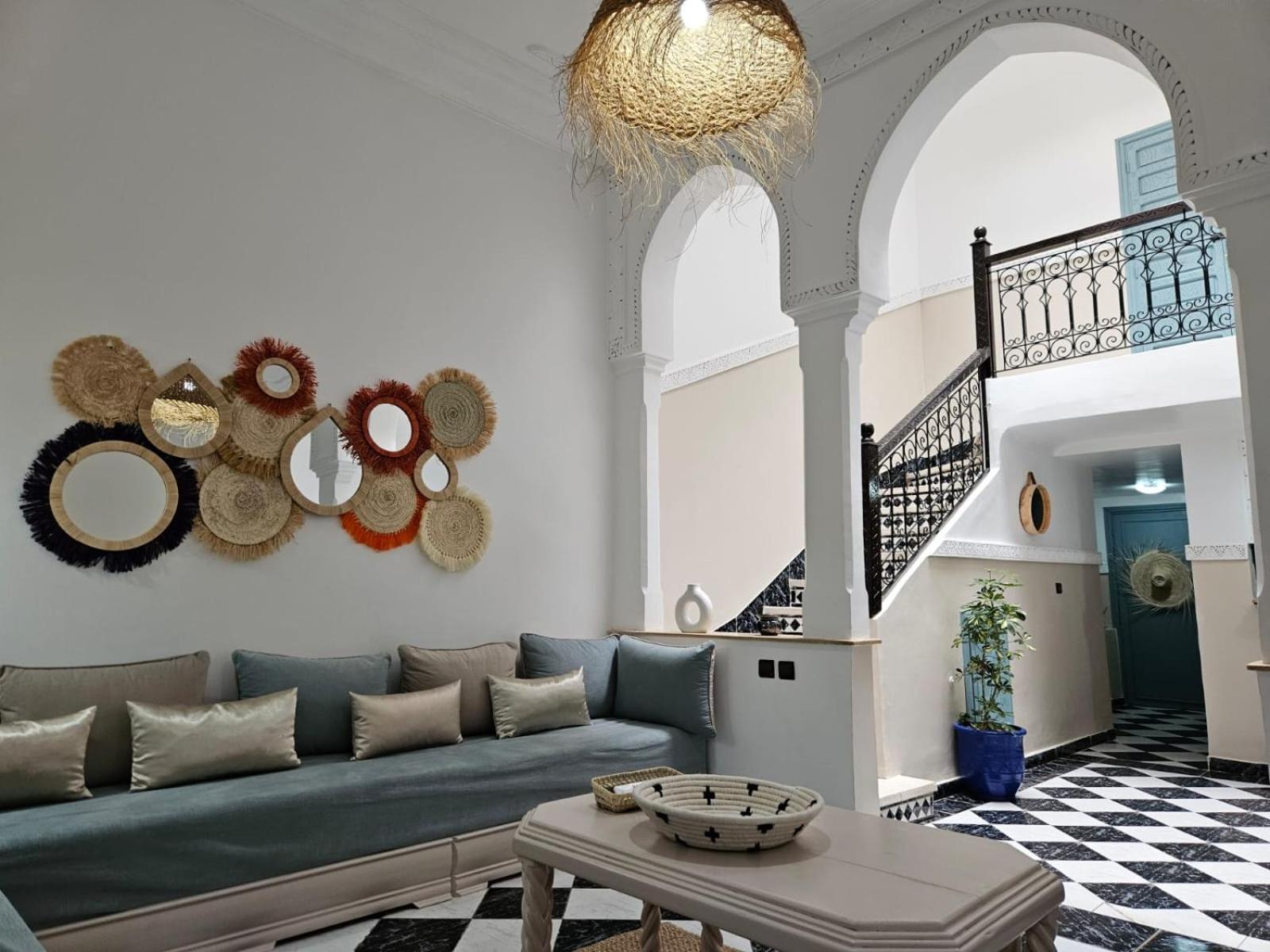 lounge