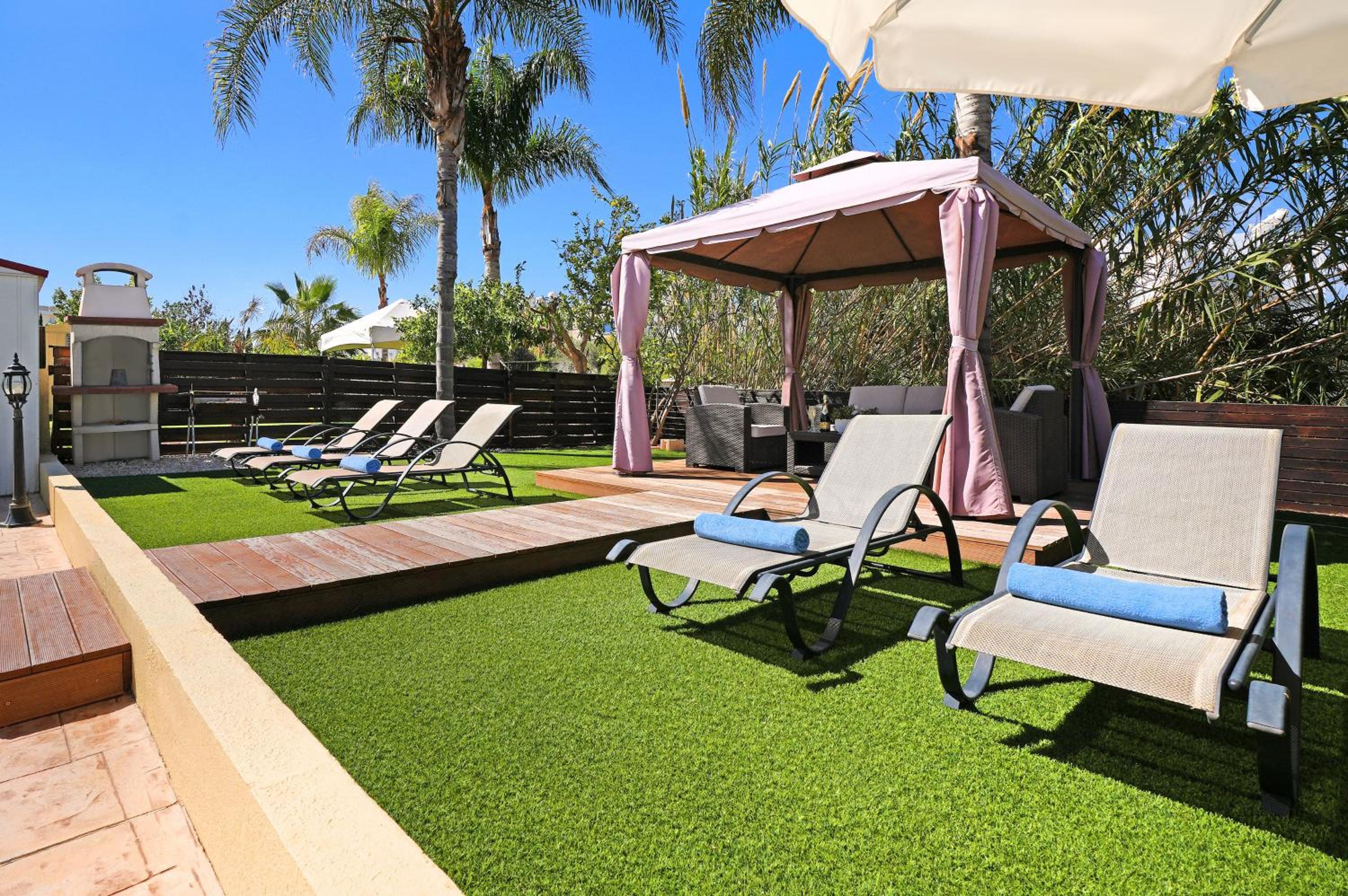 Villa Crystalia - 350m from Kalamies Beach
