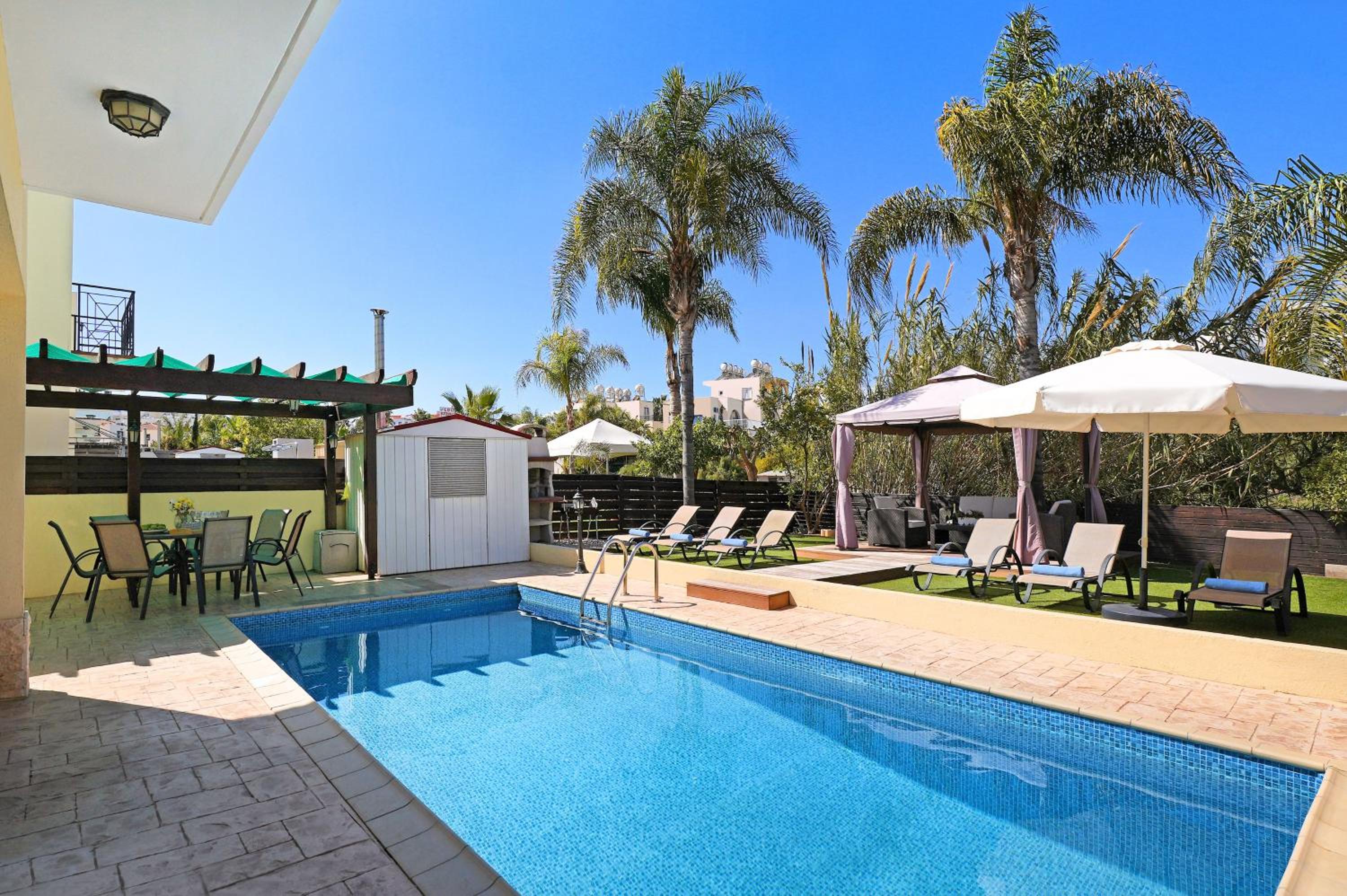 Villa Crystalia - 350m from Kalamies Beach