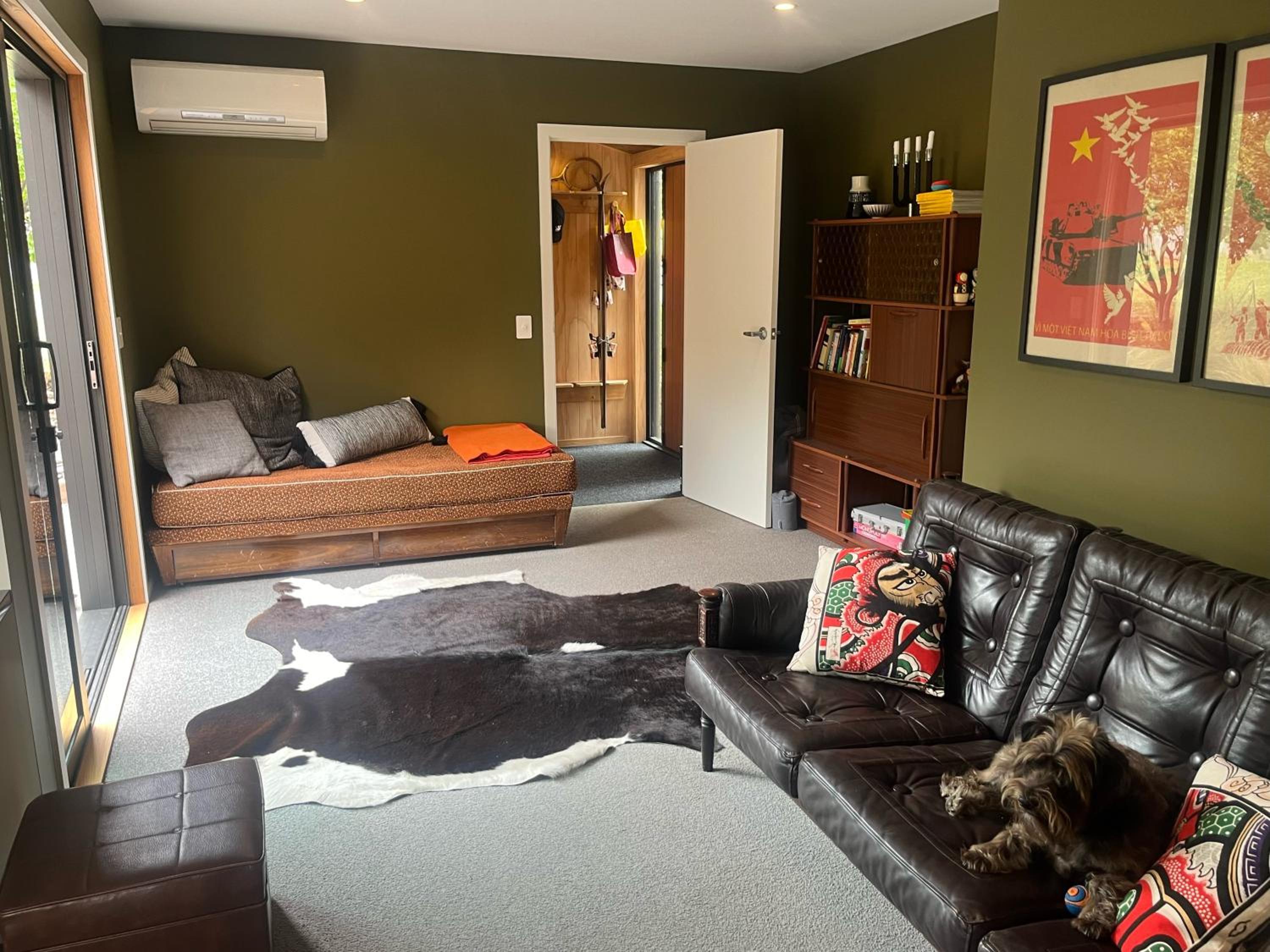 Lake Hawea Haven - Lake Hawea Holiday Home view 5