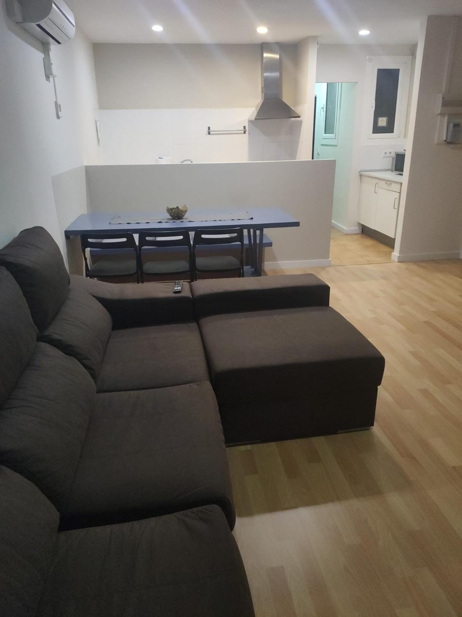 Diagonal Apartments