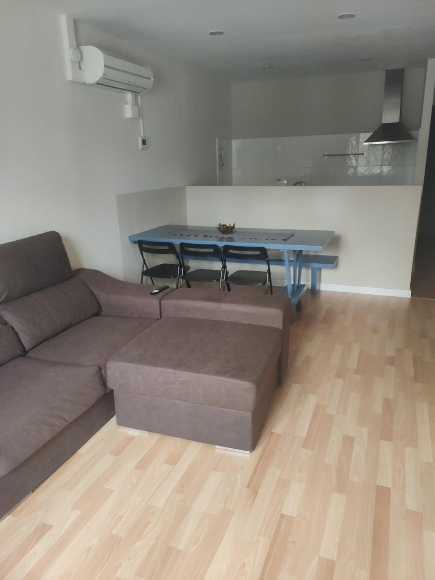 Diagonal Apartments