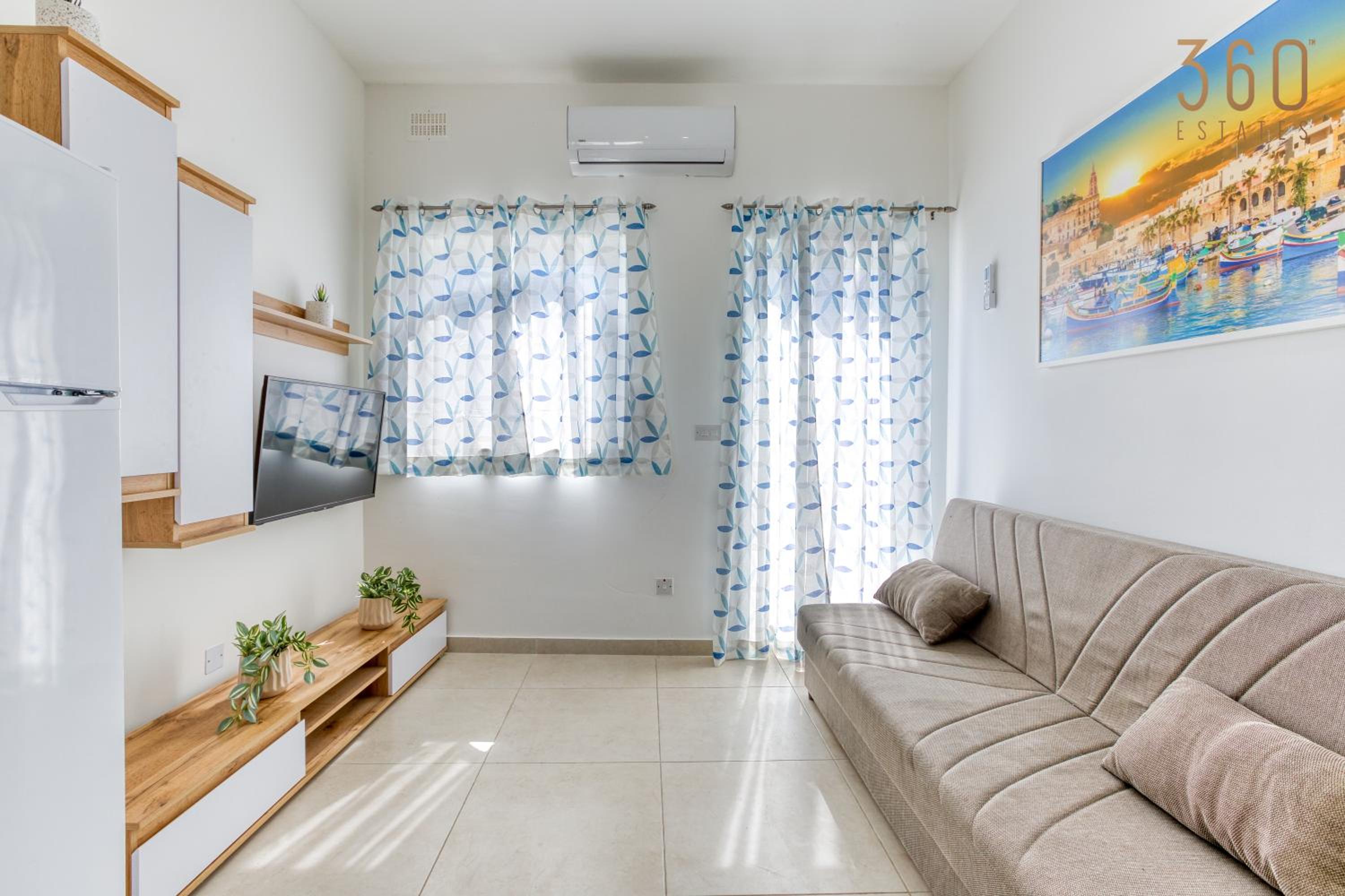 Beautiful 2BR Penthouse with Private Terrace & BBQ by 360 Estates photo 3