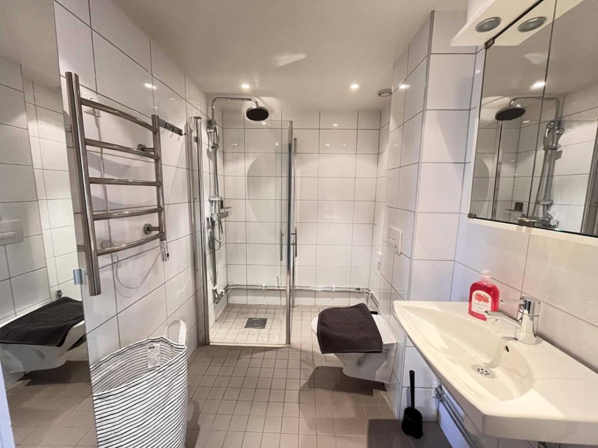 Cozy 1-Bed Nest in Lidingo view 2
