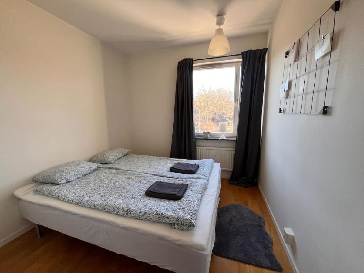 Cozy 1-Bed Nest in Lidingo view 3