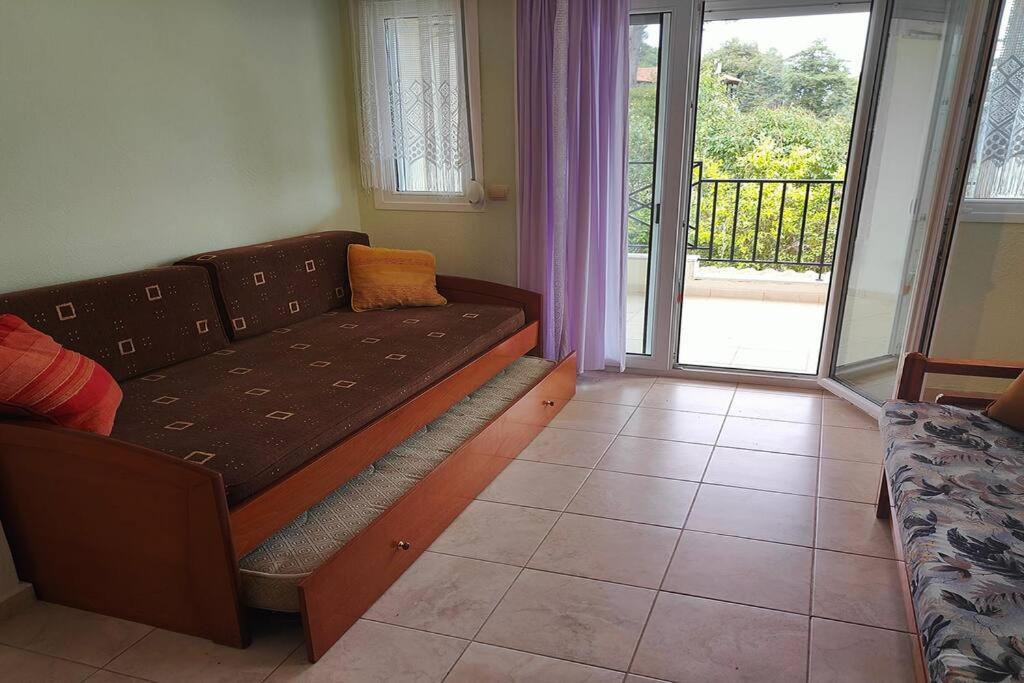 Comfortable Maisonette in Glarokamvos