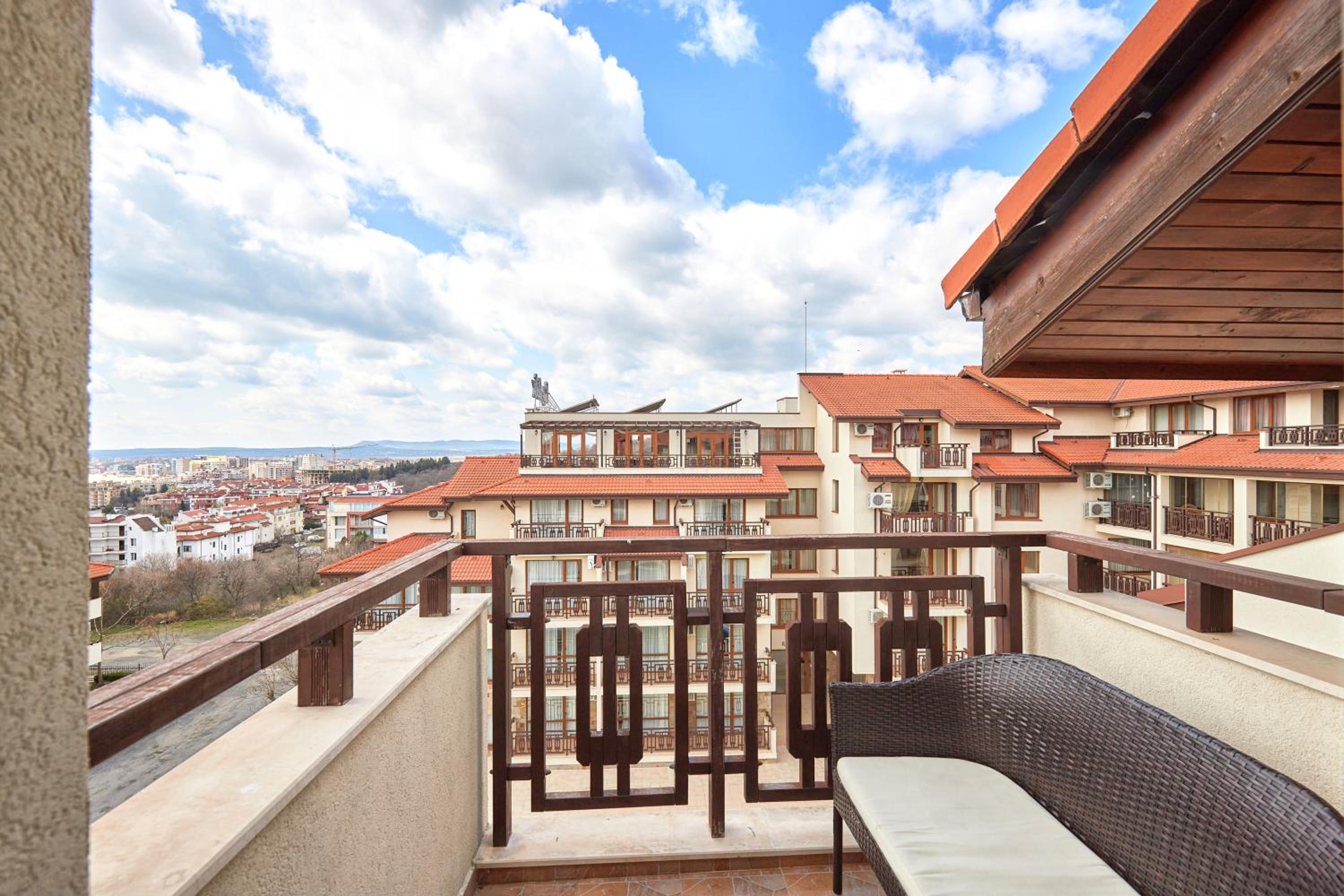Perfect Seaside Retreat in Sveti Vlas Relax Complex by Flat Mаnаger