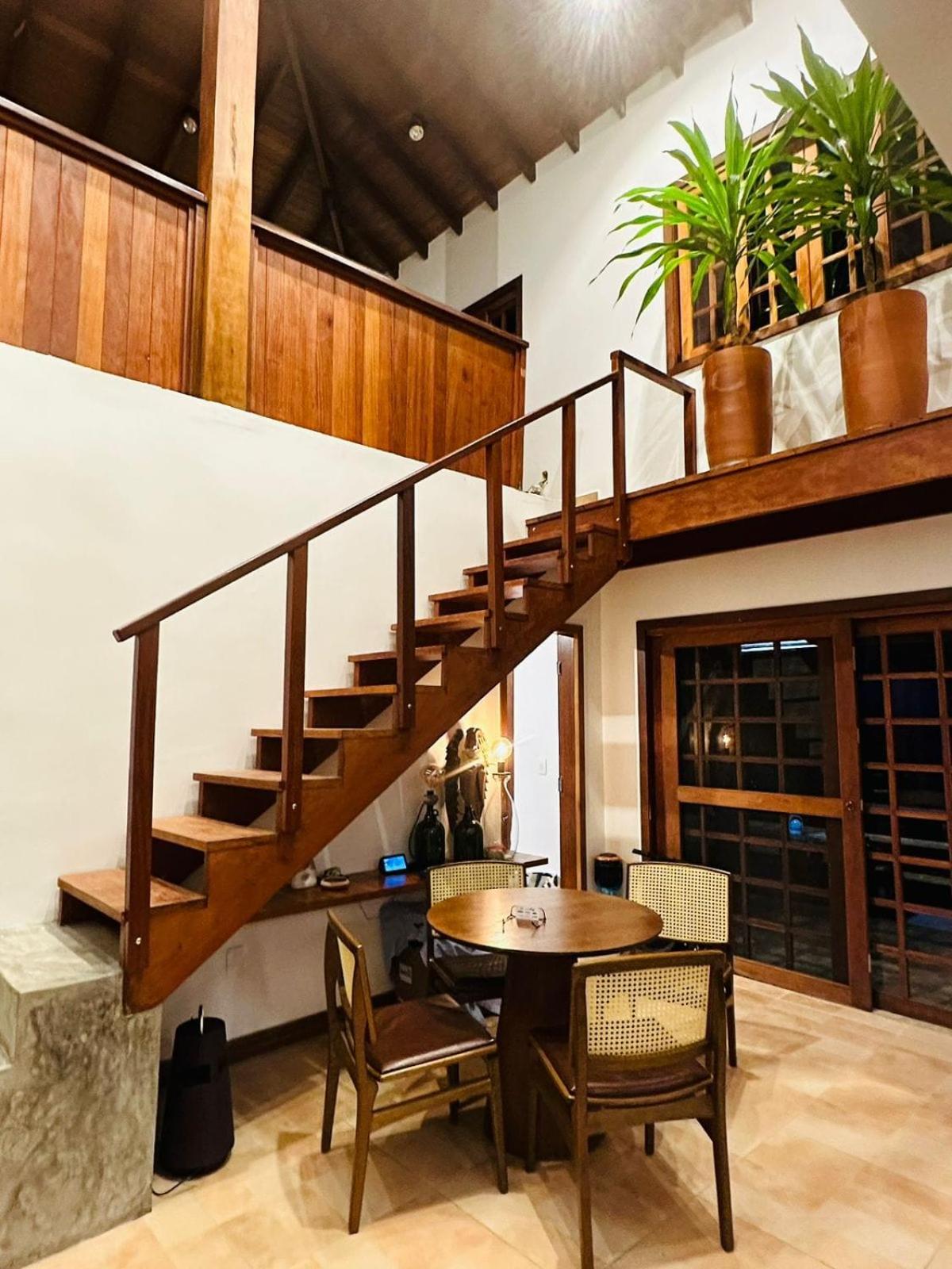 Casa Jambock (Cond. Parque da Estalagem)