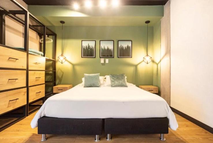 Dormitorios en Medellín con áreas comunes, Coworking - Be Together by Roots Rentals TOG HAB
