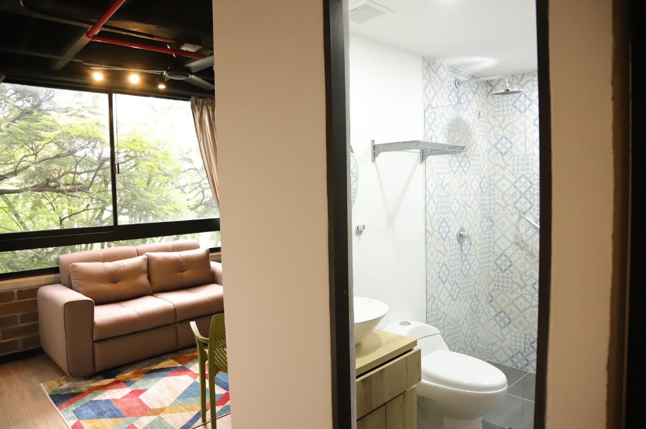 Dormitorios en Medellín con áreas comunes, Coworking - Be Together by Roots Rentals TOG HAB