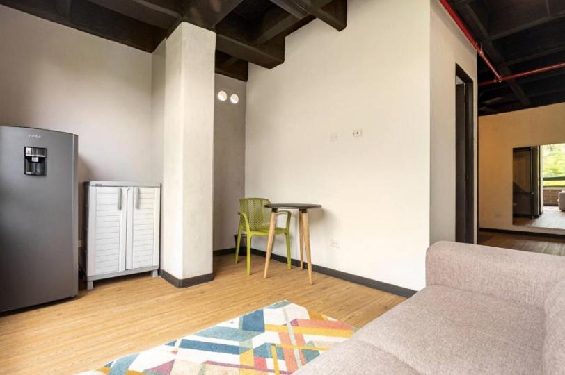 Dormitorios en Medellín con áreas comunes, Coworking - Be Together by Roots Rentals TOG HAB