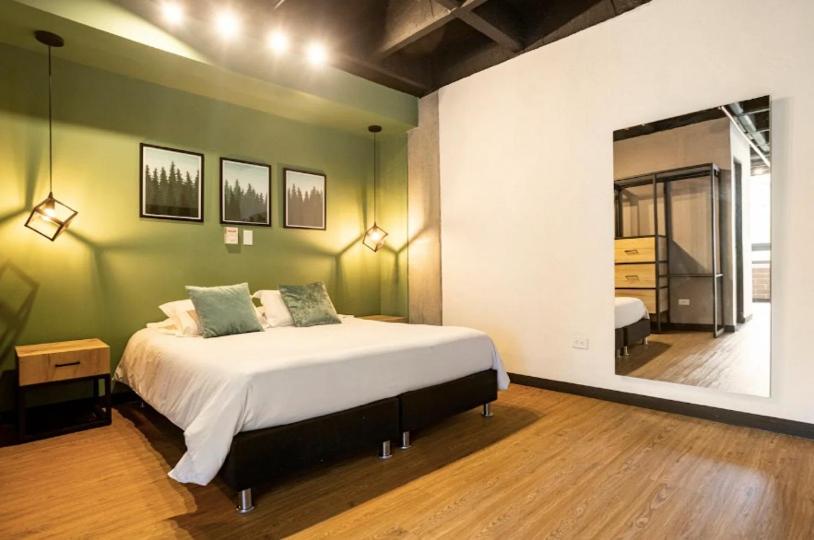 Dormitorios en Medellín con áreas comunes, Coworking - Be Together by Roots Rentals TOG HAB