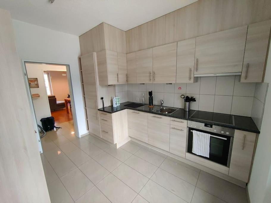 House of Thun Full Apartment