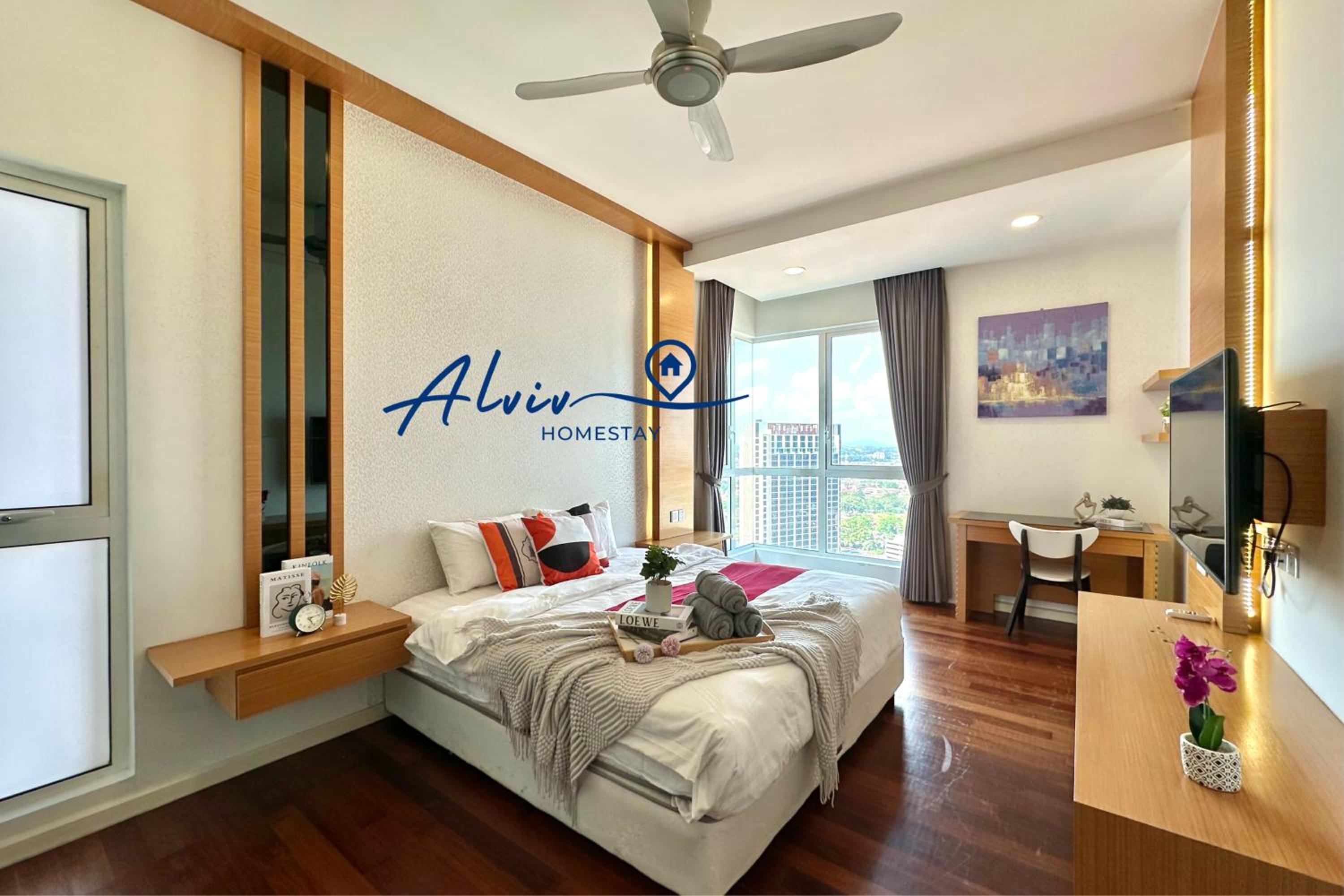 TheShore LUXURY 4+1BR Penthouse/8-12pax/Pool Table/DirectToMall/Jonker 10min photo 6