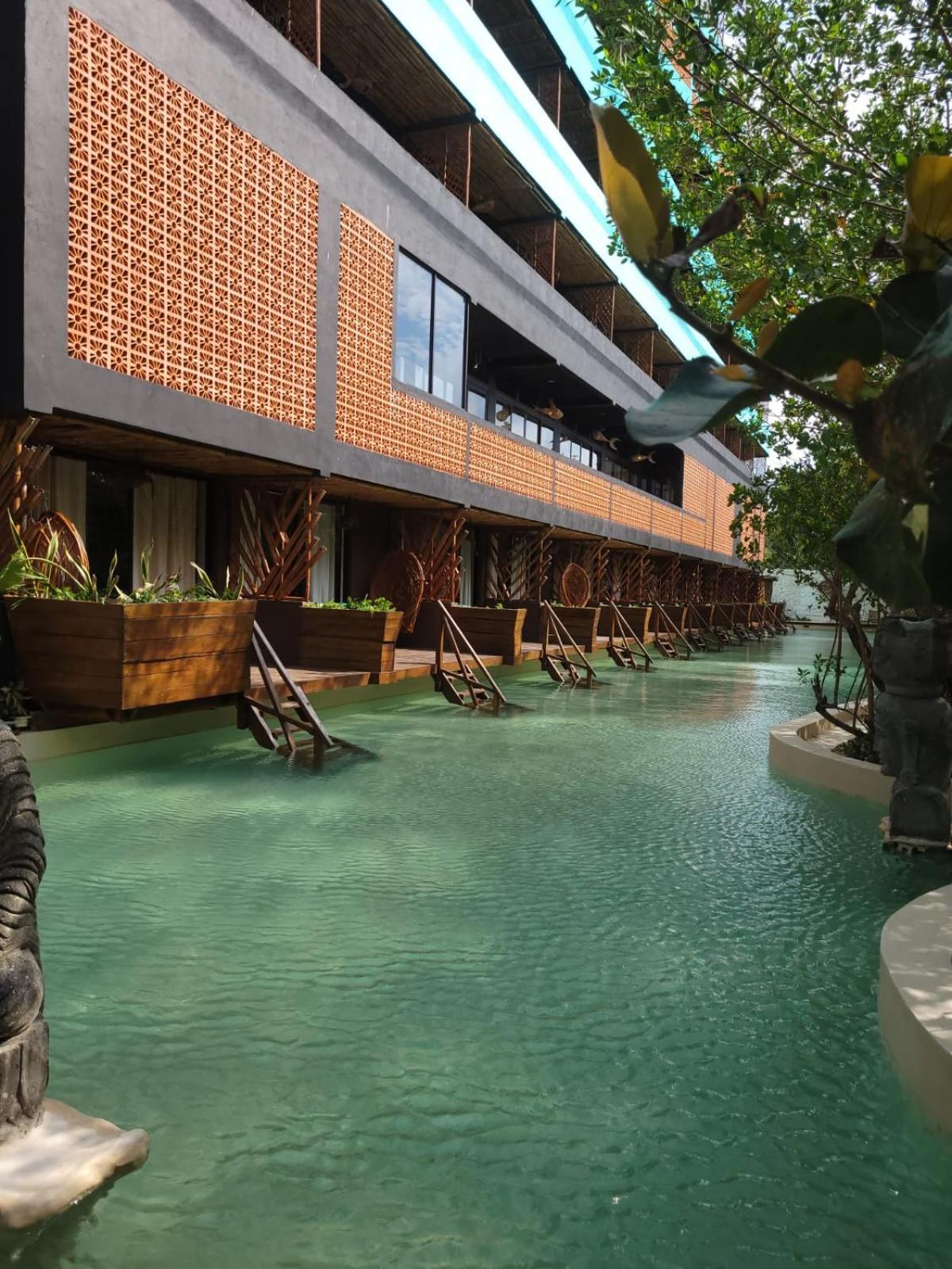 Akuazul Resorts Adults Only