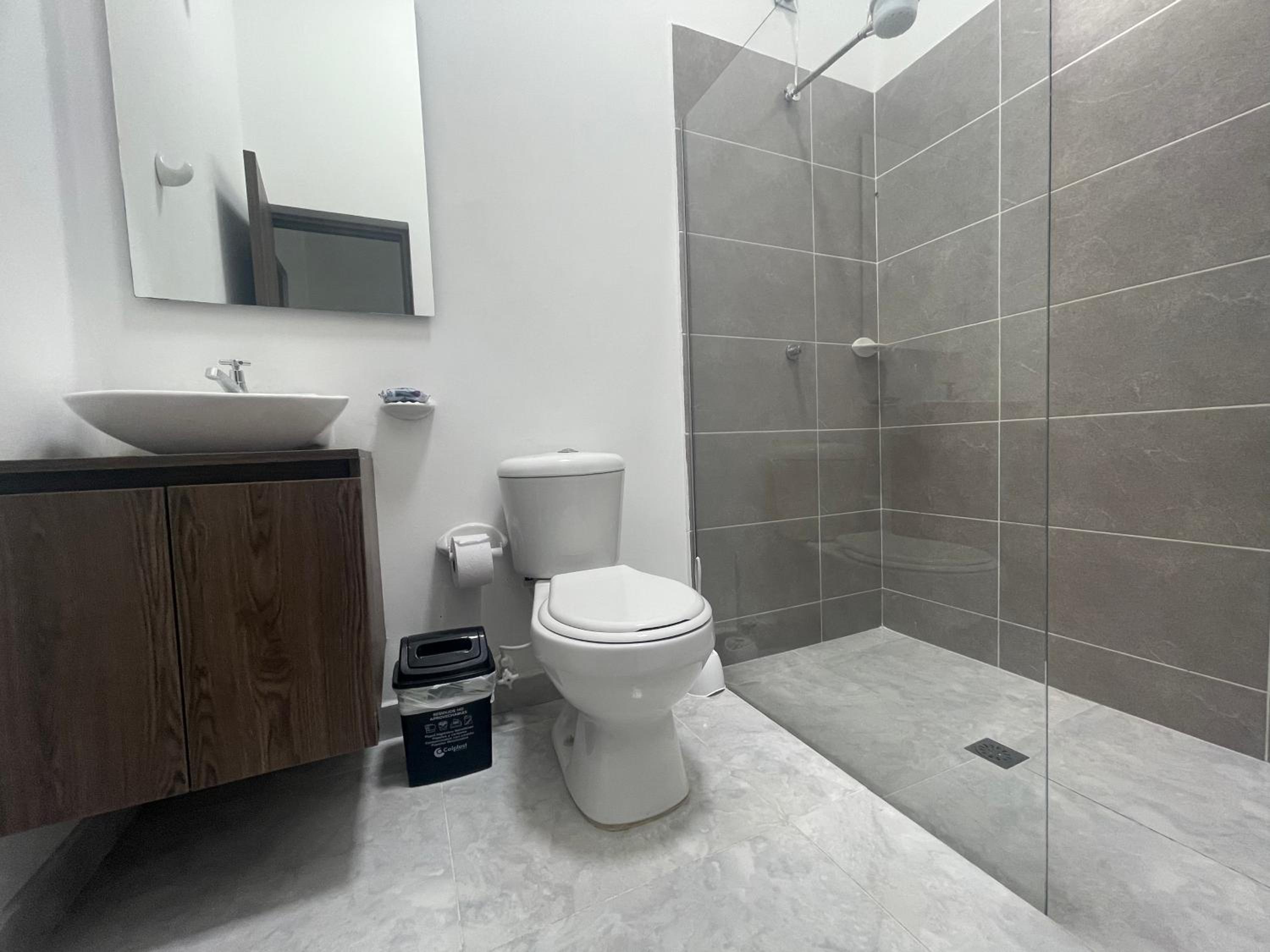 Céntrico apartamento y bien ubicado en Laureles Apto 402