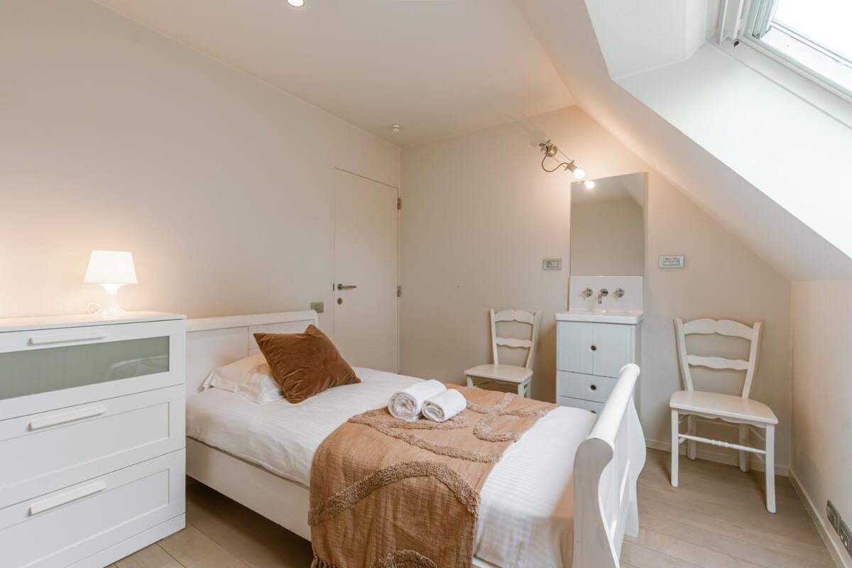 Cozy spacious villa near the coast in Koksijde