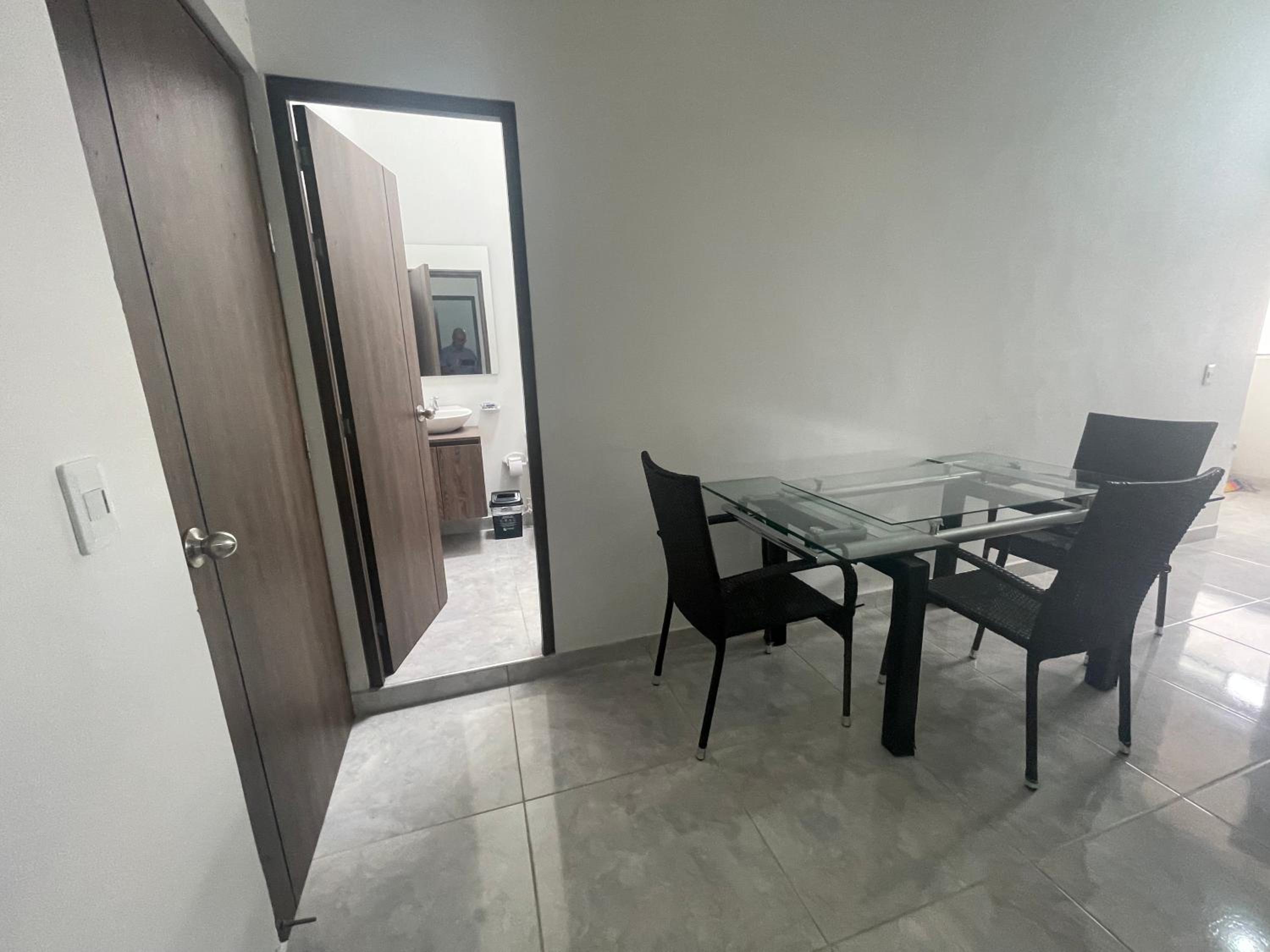 Céntrico apartamento y bien ubicado en Laureles Apto 402