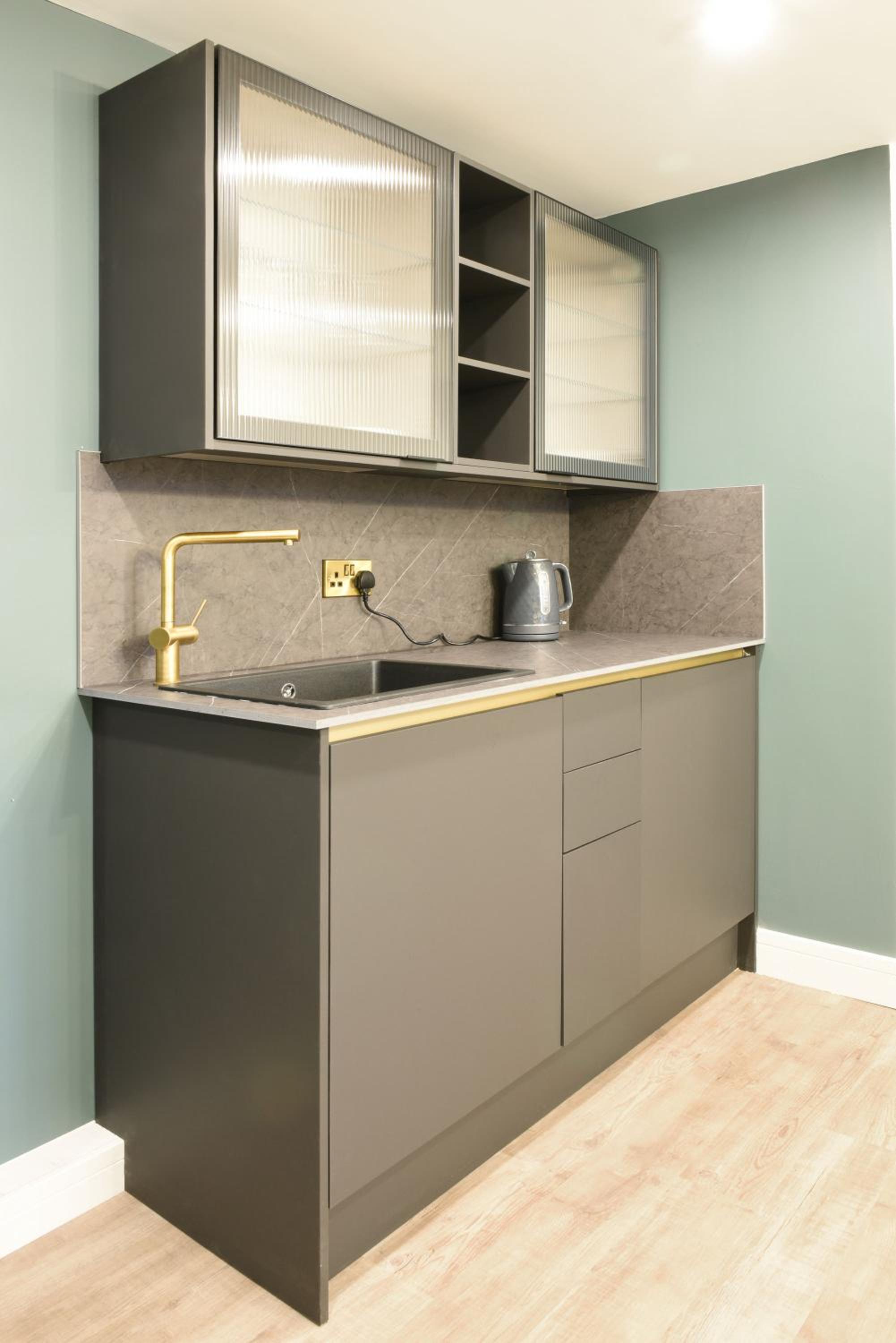 Newly Refurbished Luxury Hotel Style Accommodation