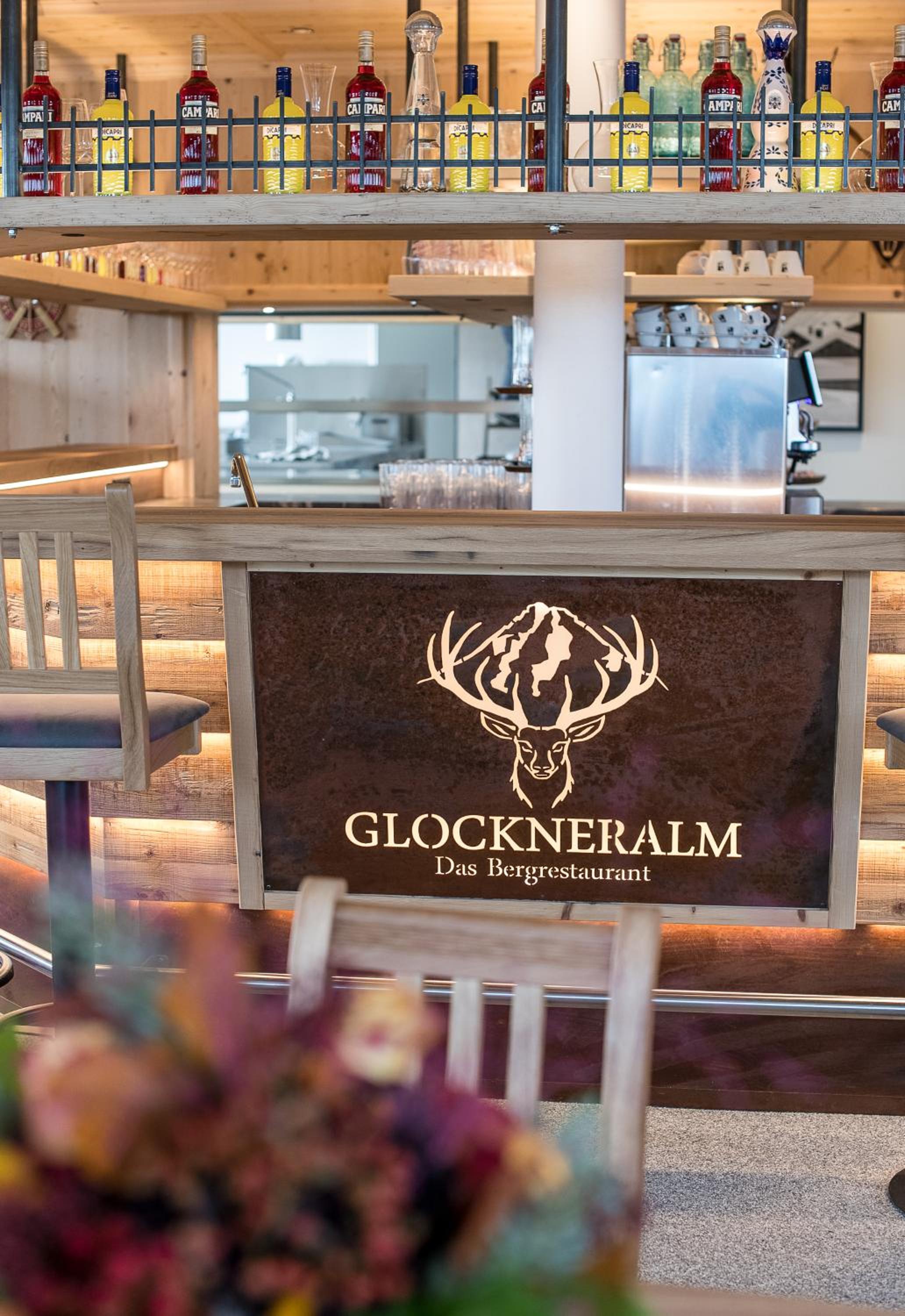 GLOCKNERALM - HIKING- and SKIHOTEL exklusively accessible by cable car