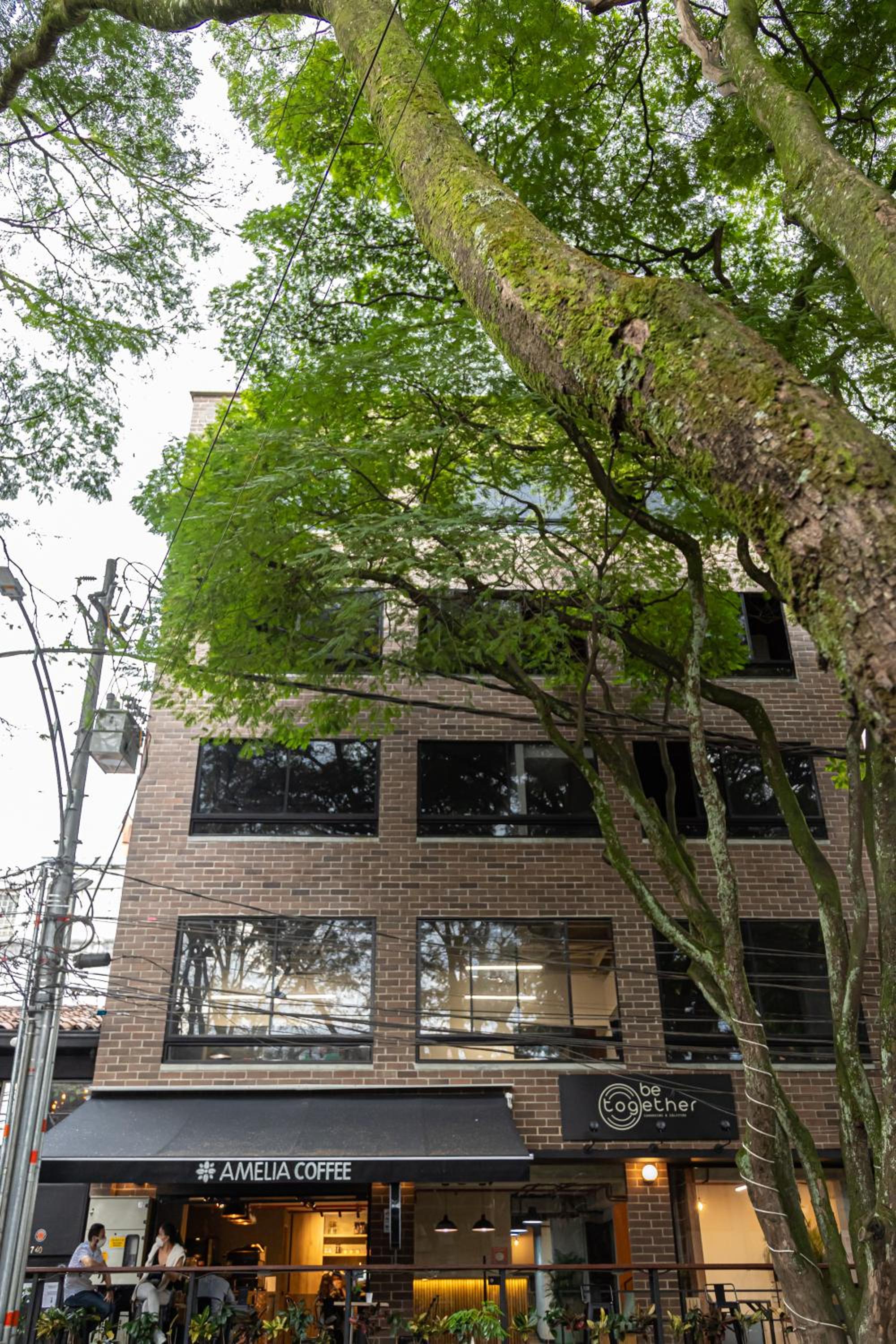 Dormitorios en Medellín con áreas comunes, Coworking - Be Together by Roots Rentals TOG HAB