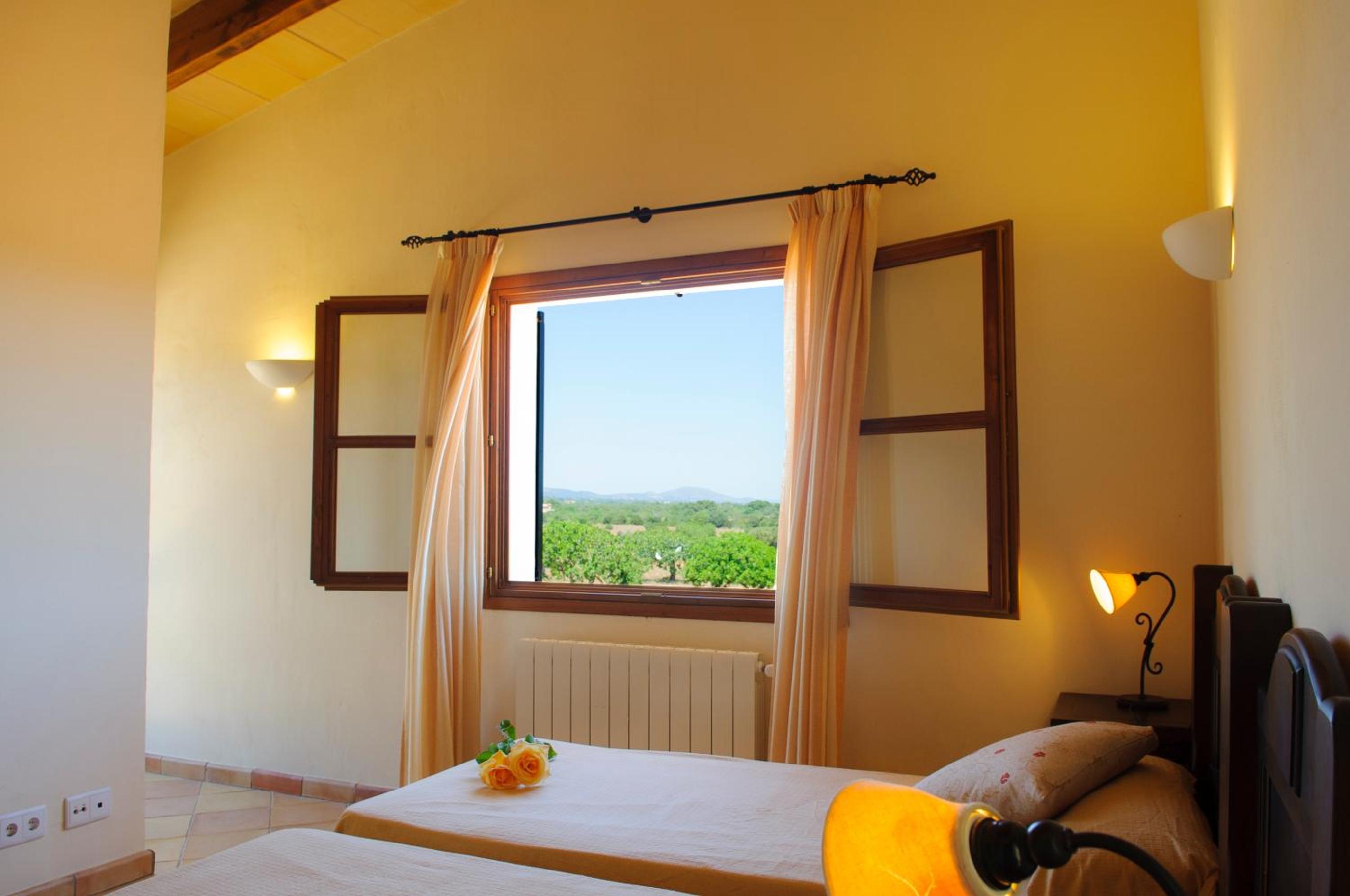Finca Hort Can Veritat view 2