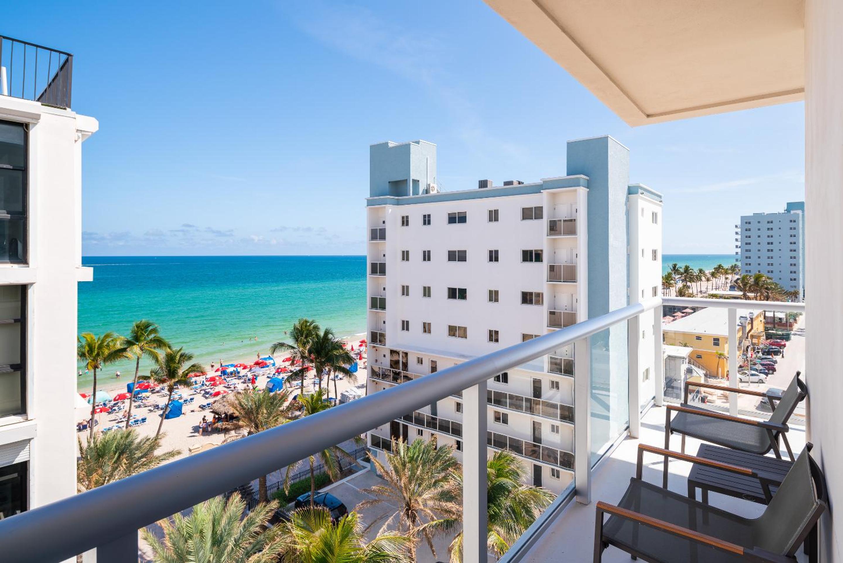 Costa Hollywood Beach Resort - An All Suite Hotel