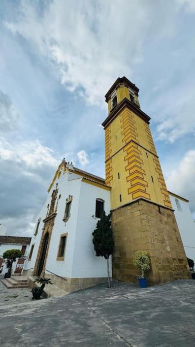 Room City Estepona Castillo