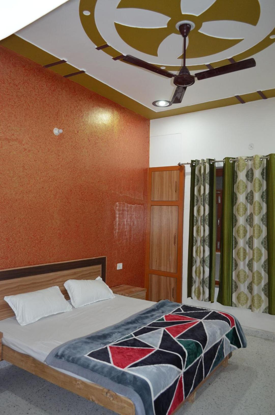 Anand Palace Home Stay view 2
