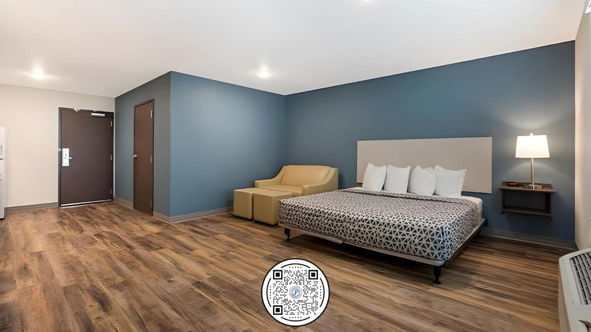 WoodSpring Suites Downers Grove - Chicago
