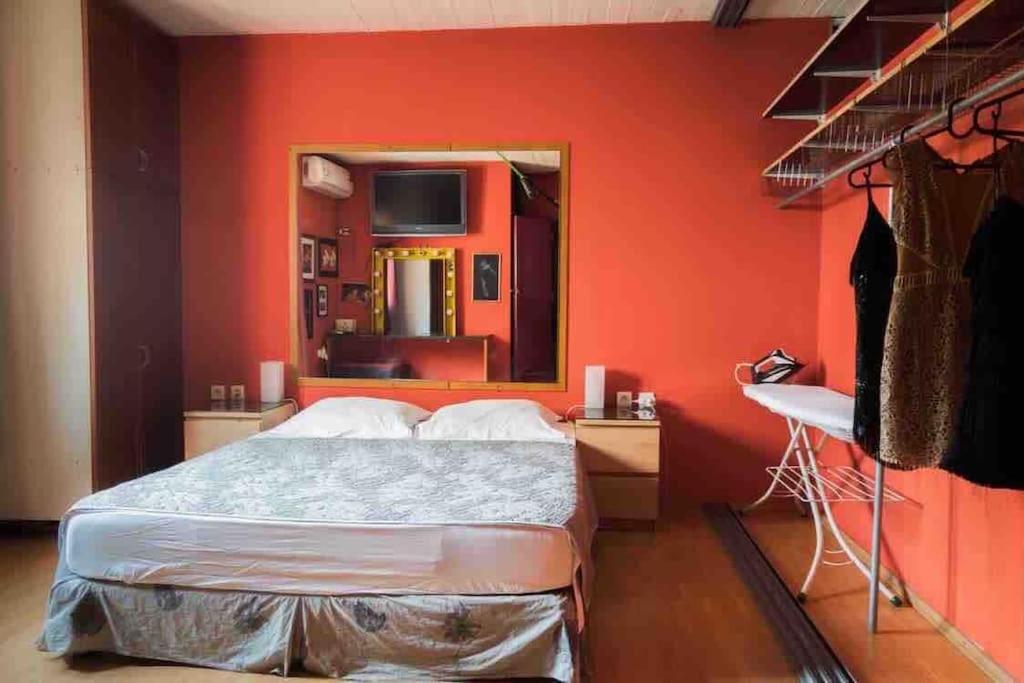 bedroom