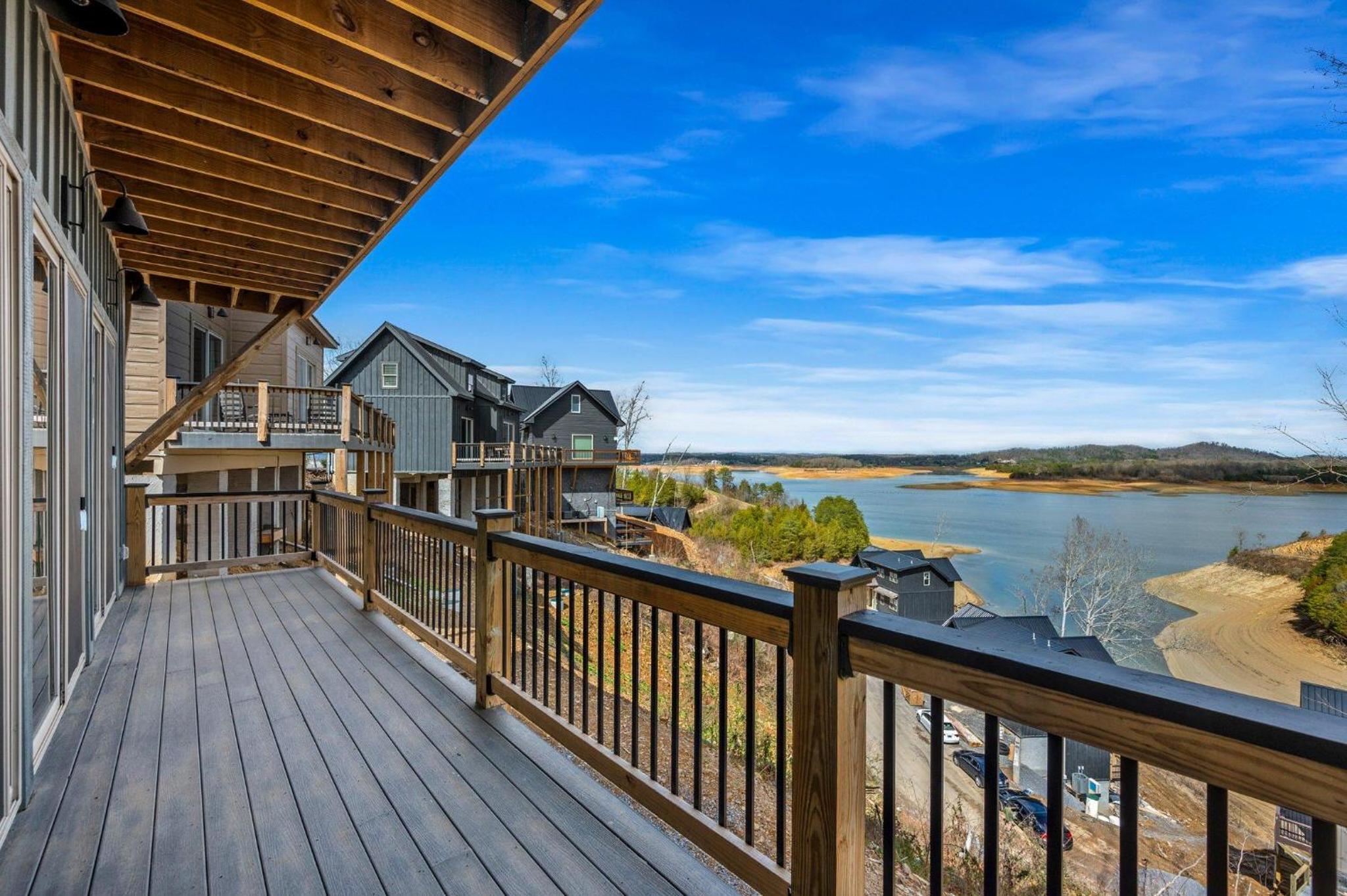 Serenity Shores Lodge