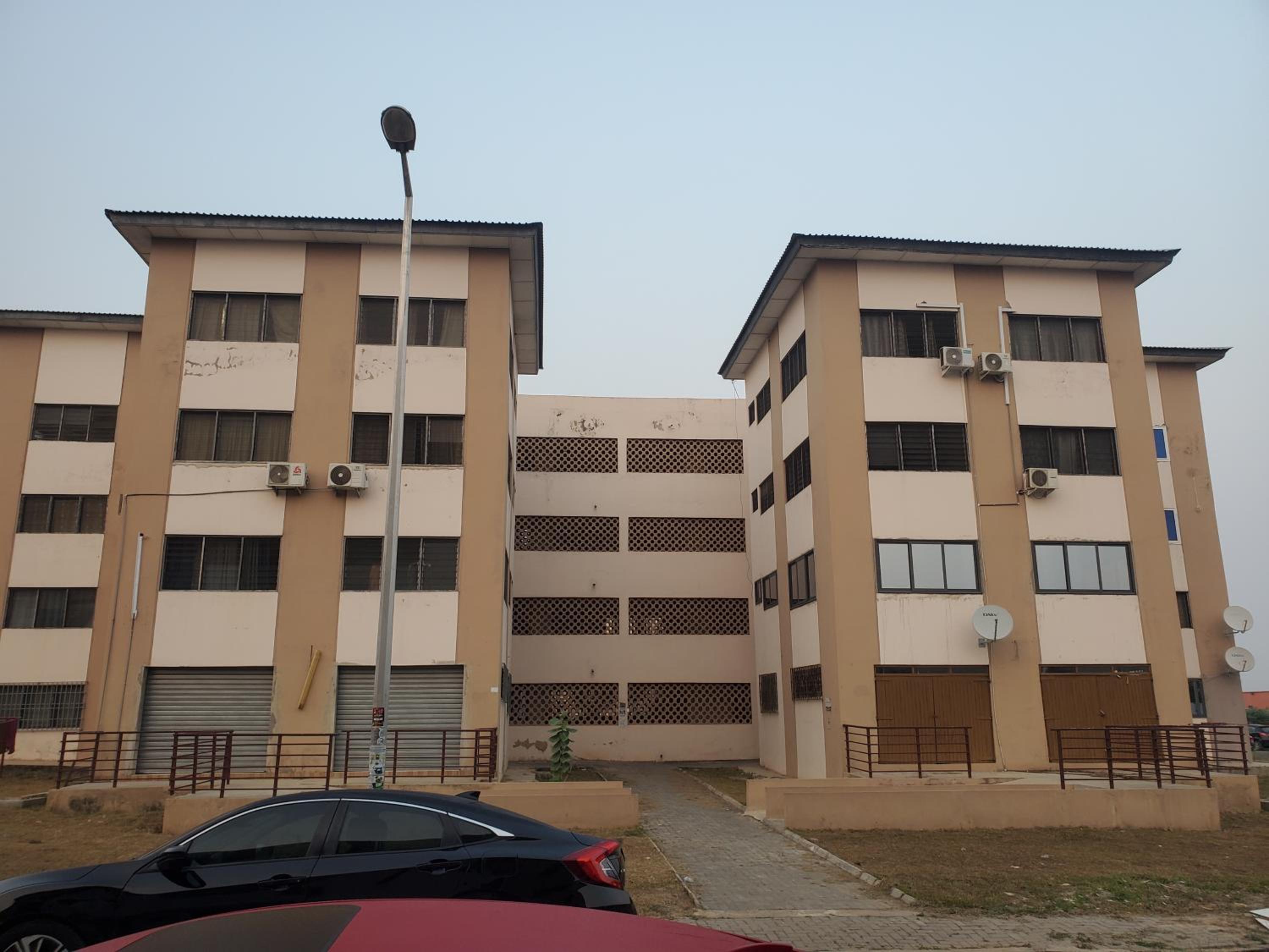 1 Bed Apartment Sleeps 2 -Free Parking - Tv & WiFi