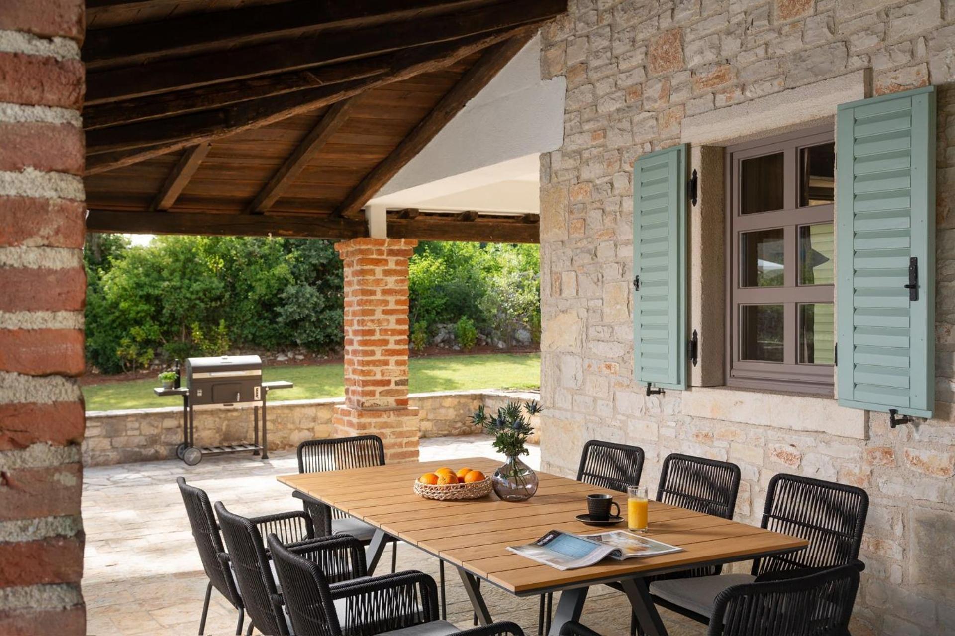 Rustic Villa Calluna with a pool in Istria view 5