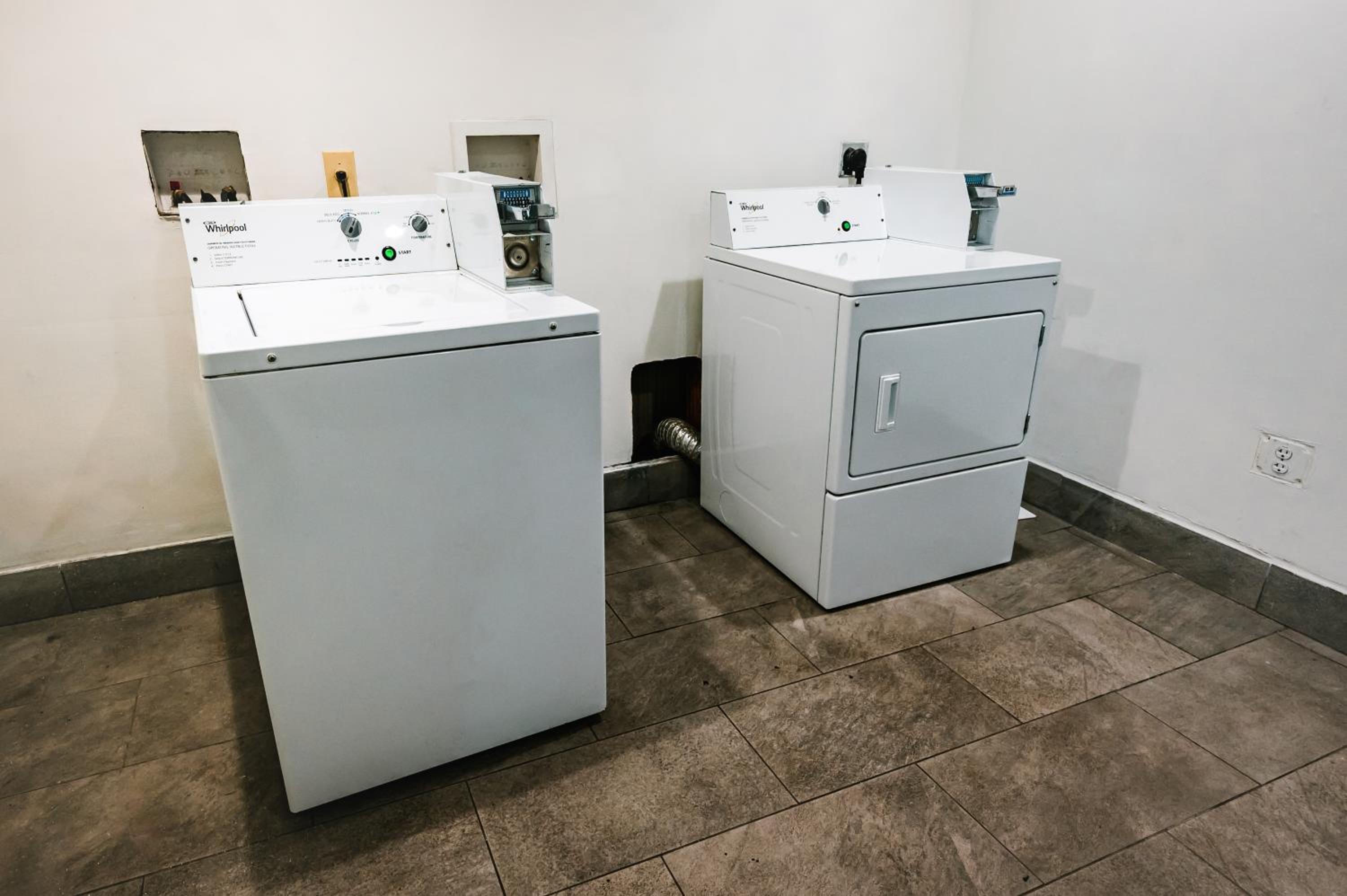 HomeTowne Studios by Red Roof San Antonio - SeaWorld Northwest, Zdjęcie 40