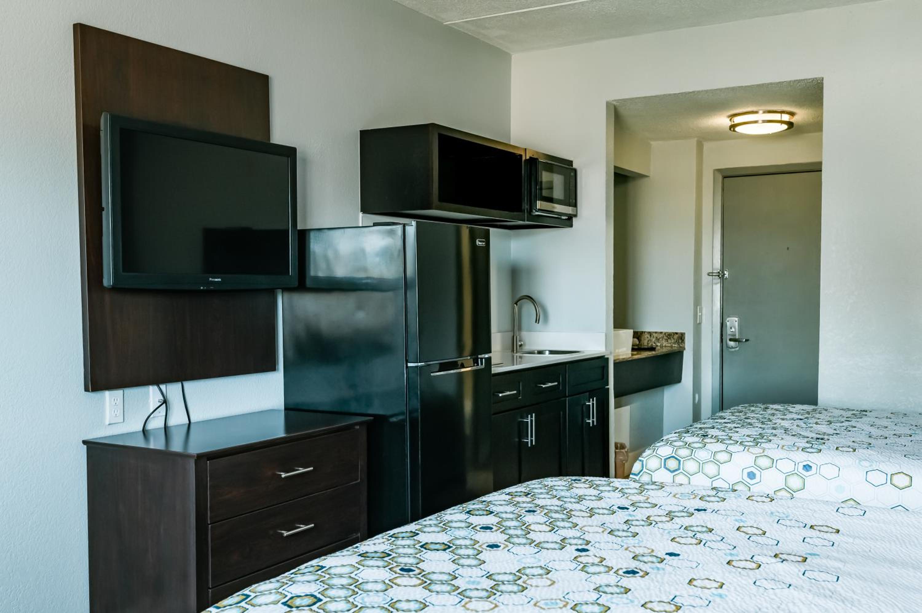 HomeTowne Studios by Red Roof San Antonio - SeaWorld Northwest, Zdjęcie 43