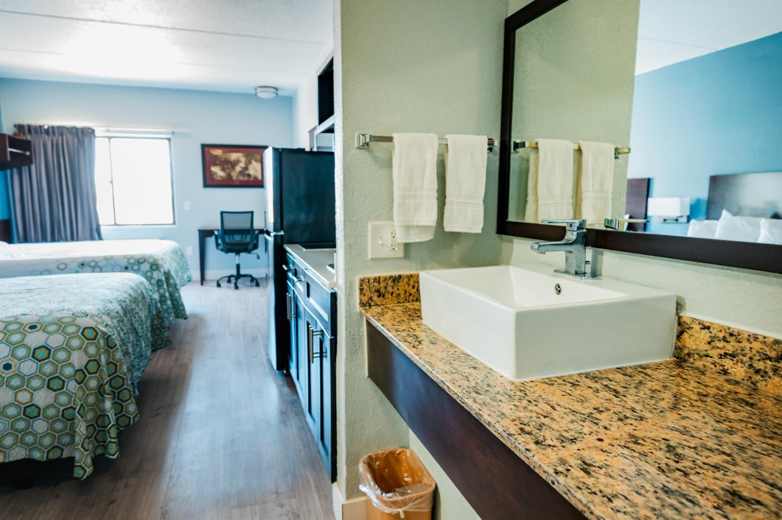 HomeTowne Studios by Red Roof San Antonio - SeaWorld Northwest, Zdjęcie 8