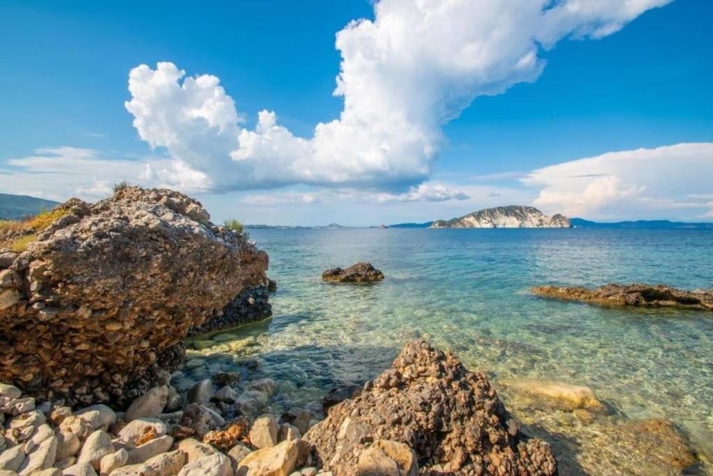 Beach Villa Cavo - with direct sea access view 4