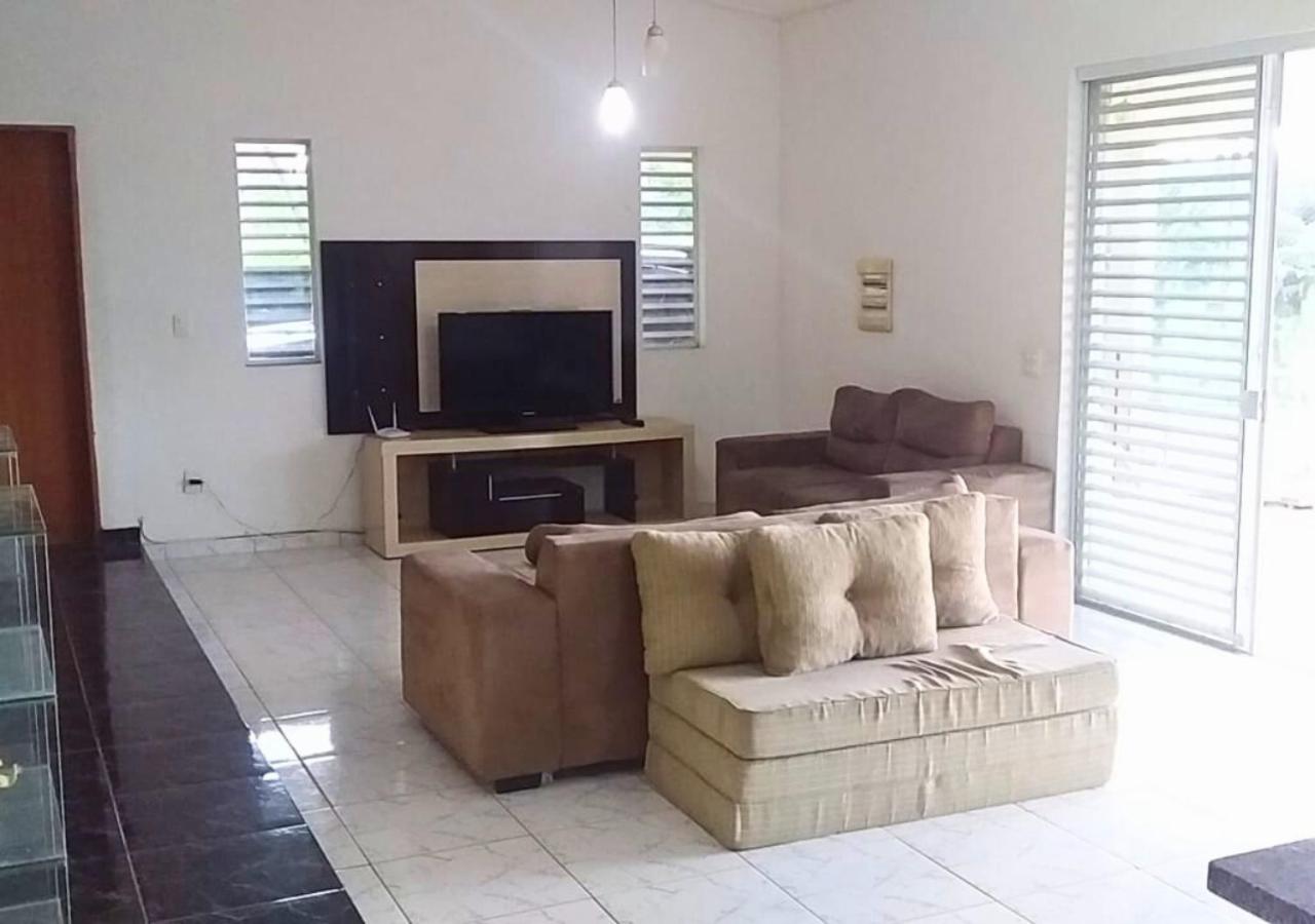 Chácara Jacoob em Itatiba Capacidade p/ 40 Pessoas
