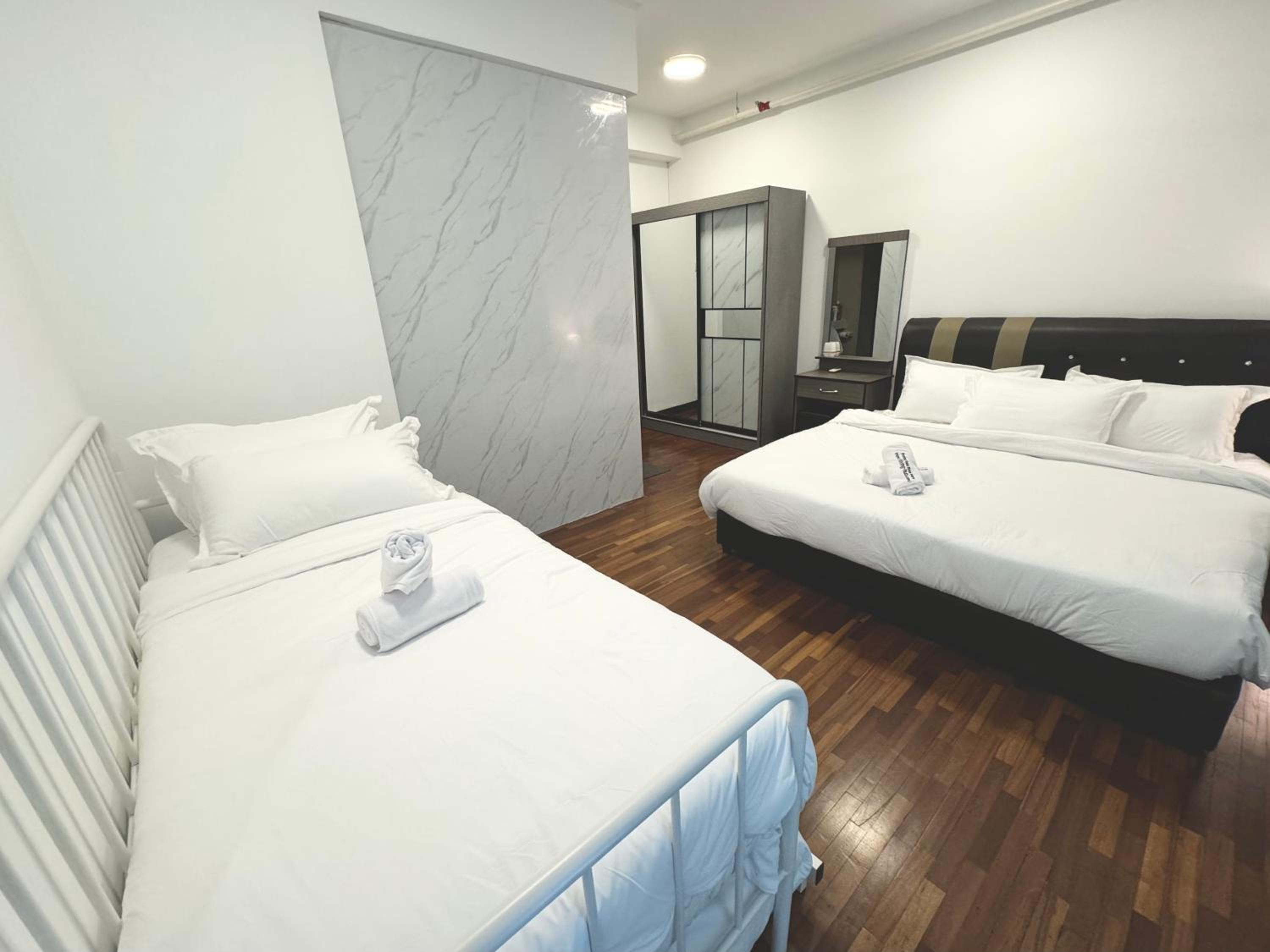 Loft Duplex Suite Kuala Lumpur Nr Midvalley 4to6pax