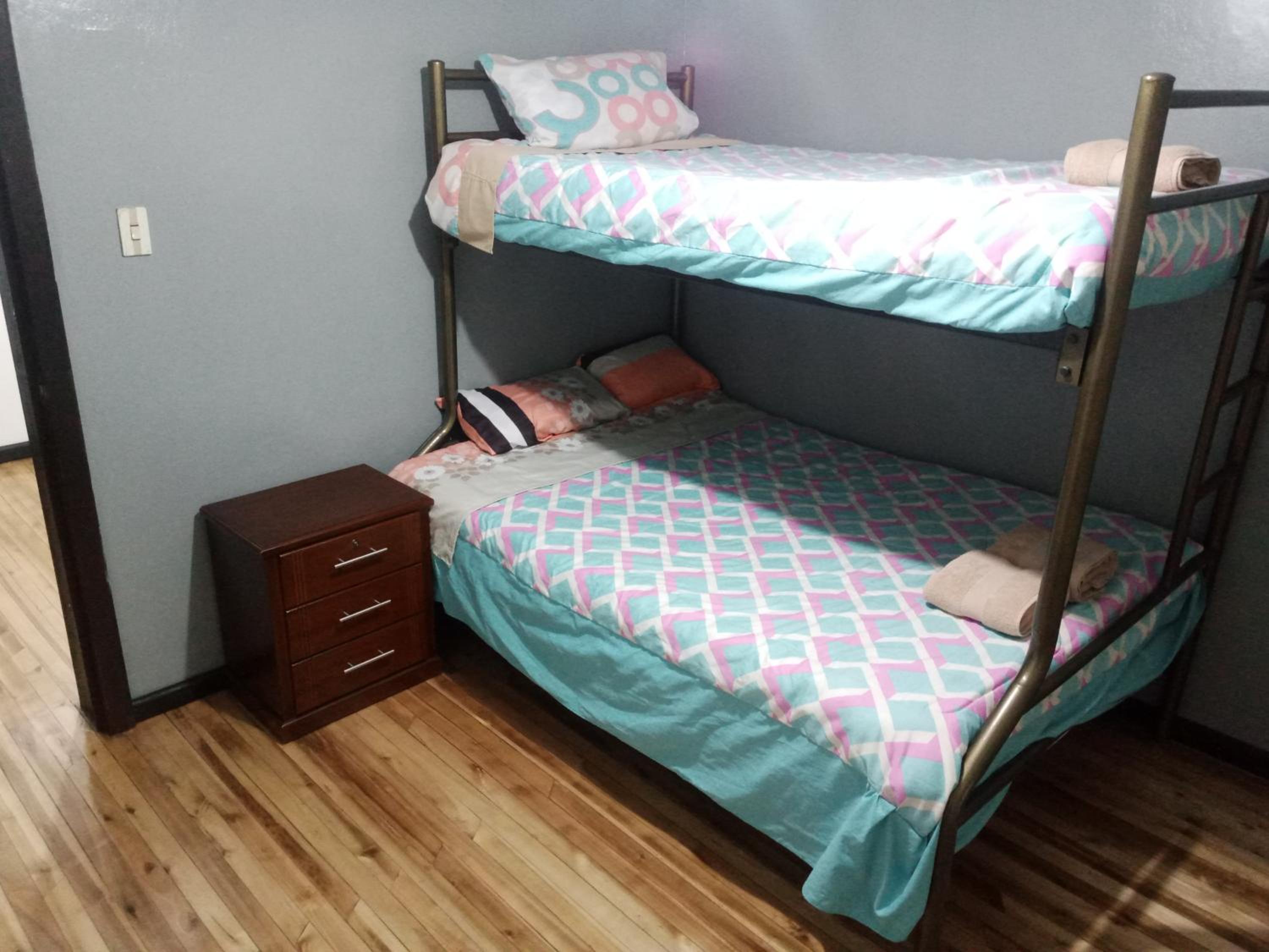 Departamento duplex para 17 personas en zona central de Cuenca view 3