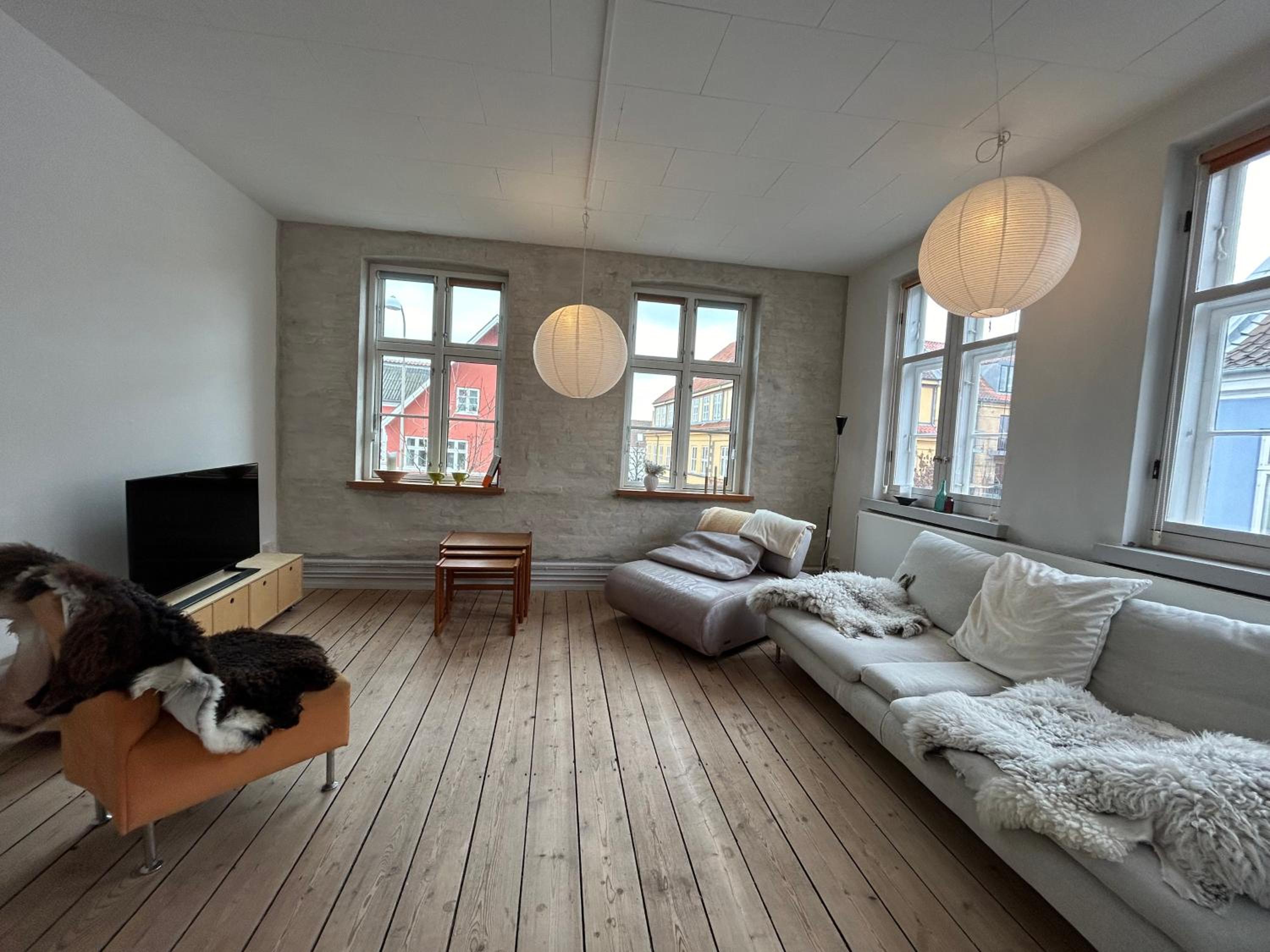Hel bylejlighed i det gamle pulsernede Svendborg