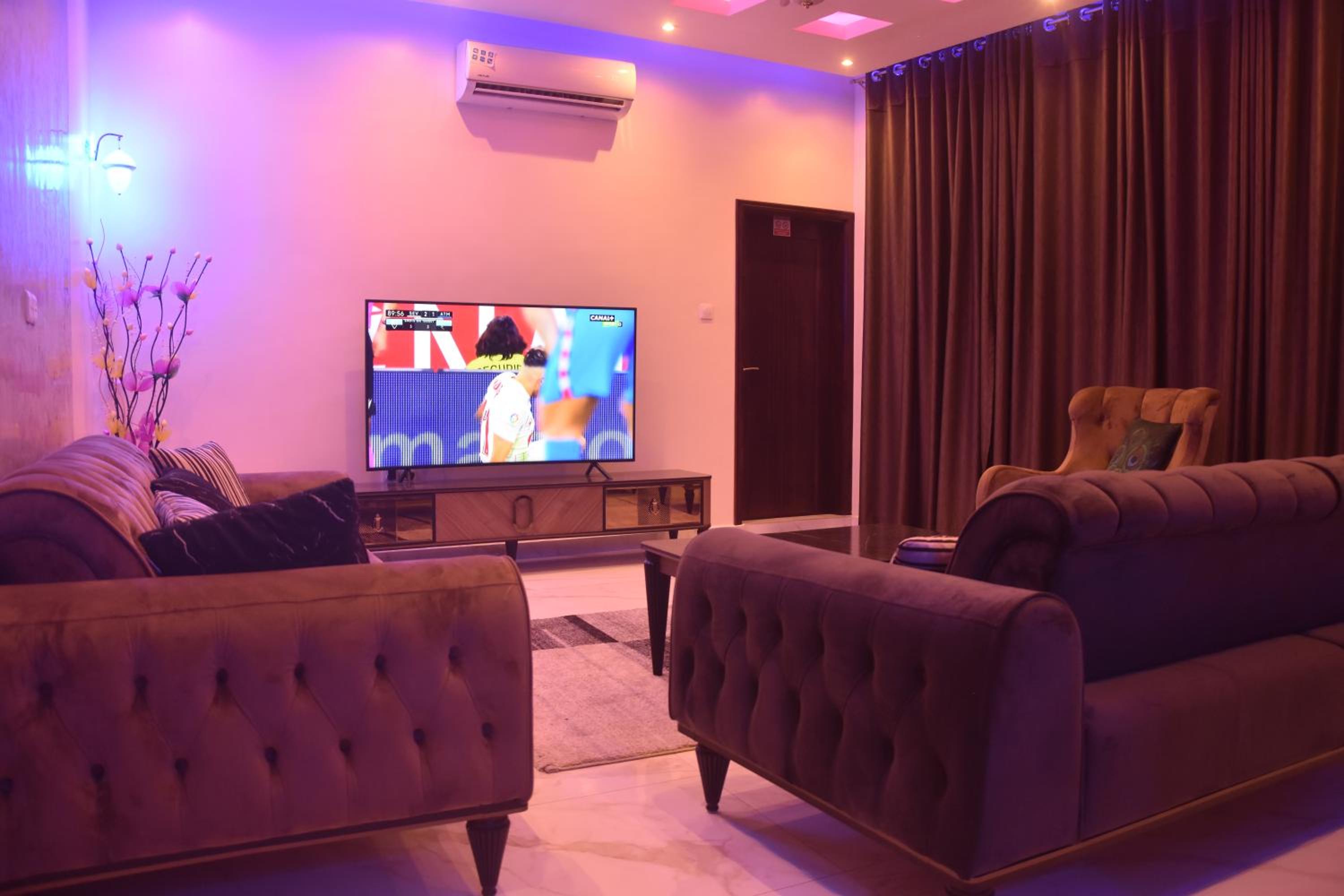 AHA RESIDENCE