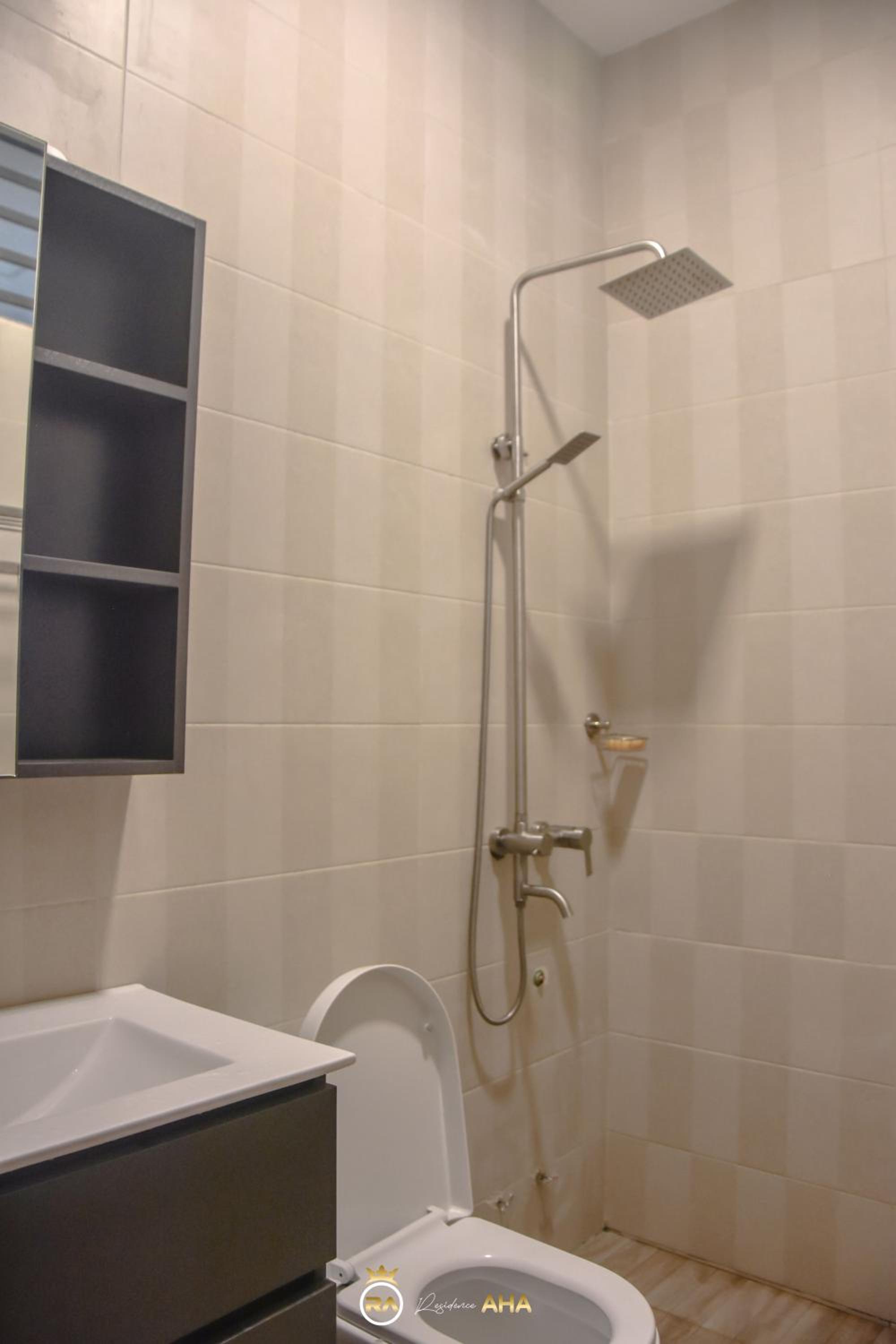 AHA RESIDENCE