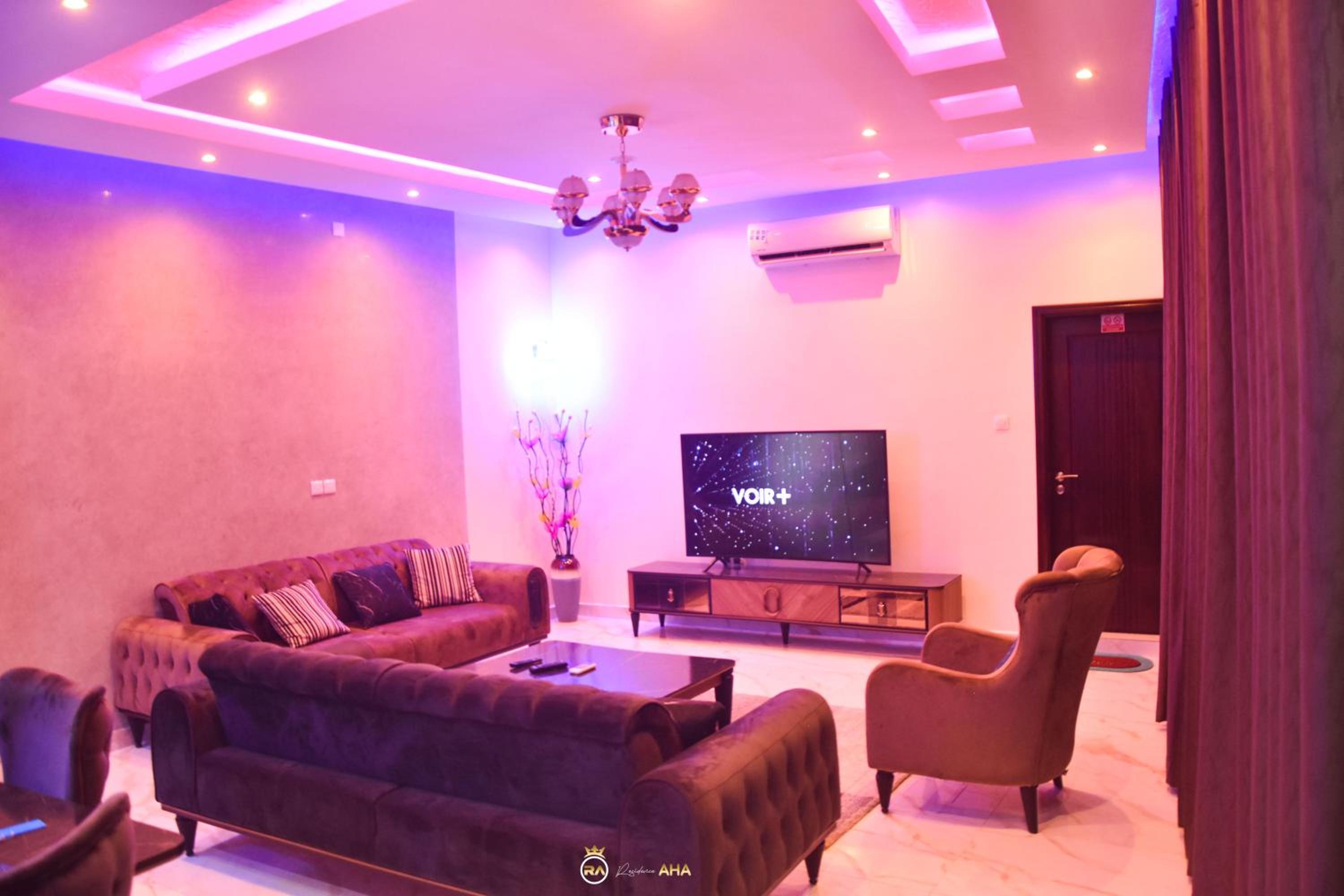 AHA RESIDENCE