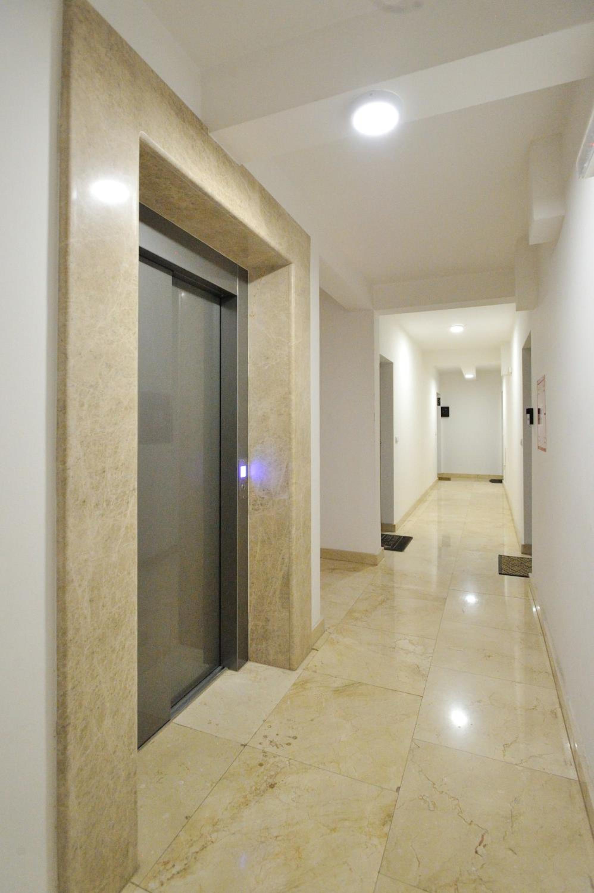 Captain's Luxury Apartments